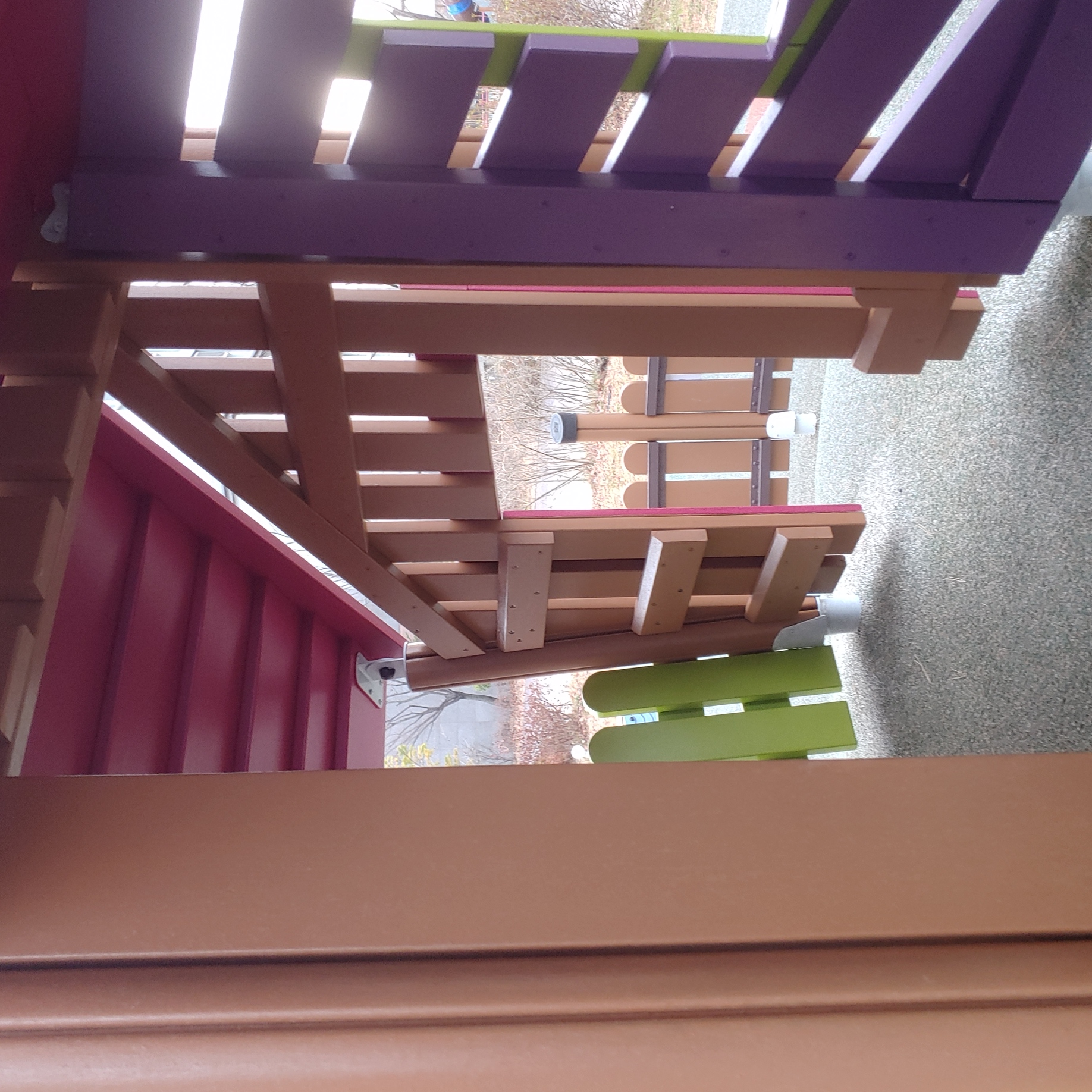 배곧이지더원 — 놀이터 시설물 재도장