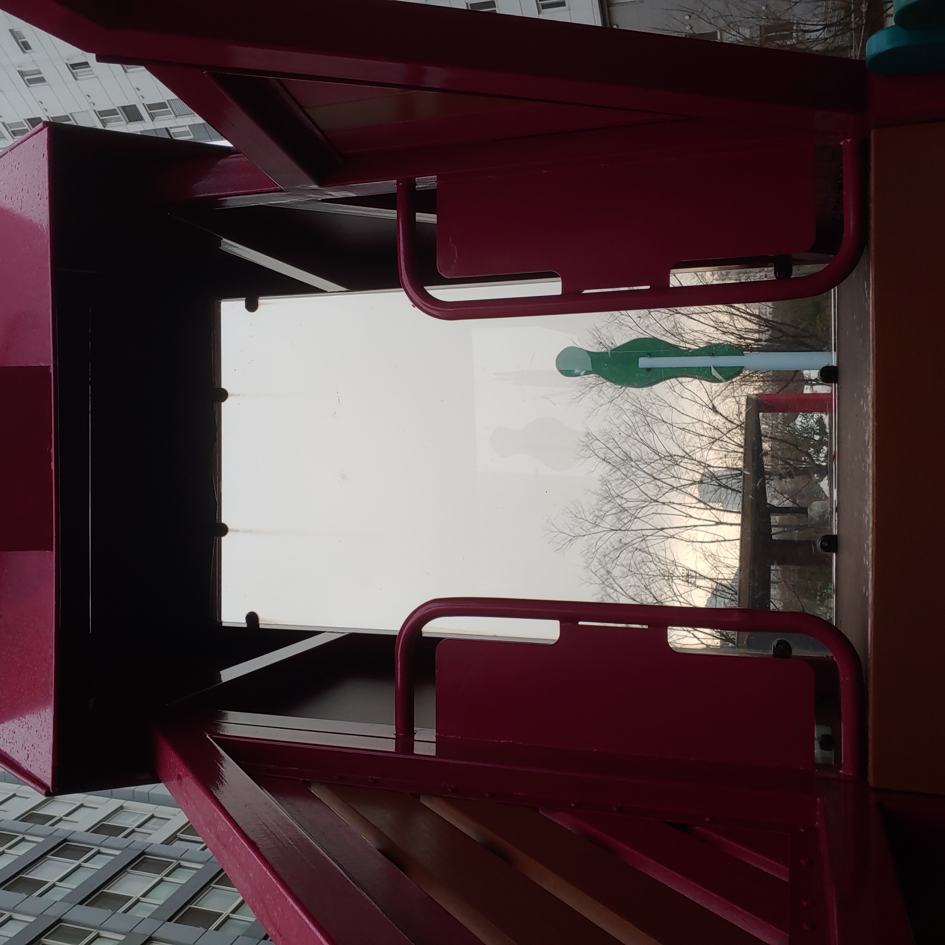 배곧이지더원 — 놀이터 시설물 재도장