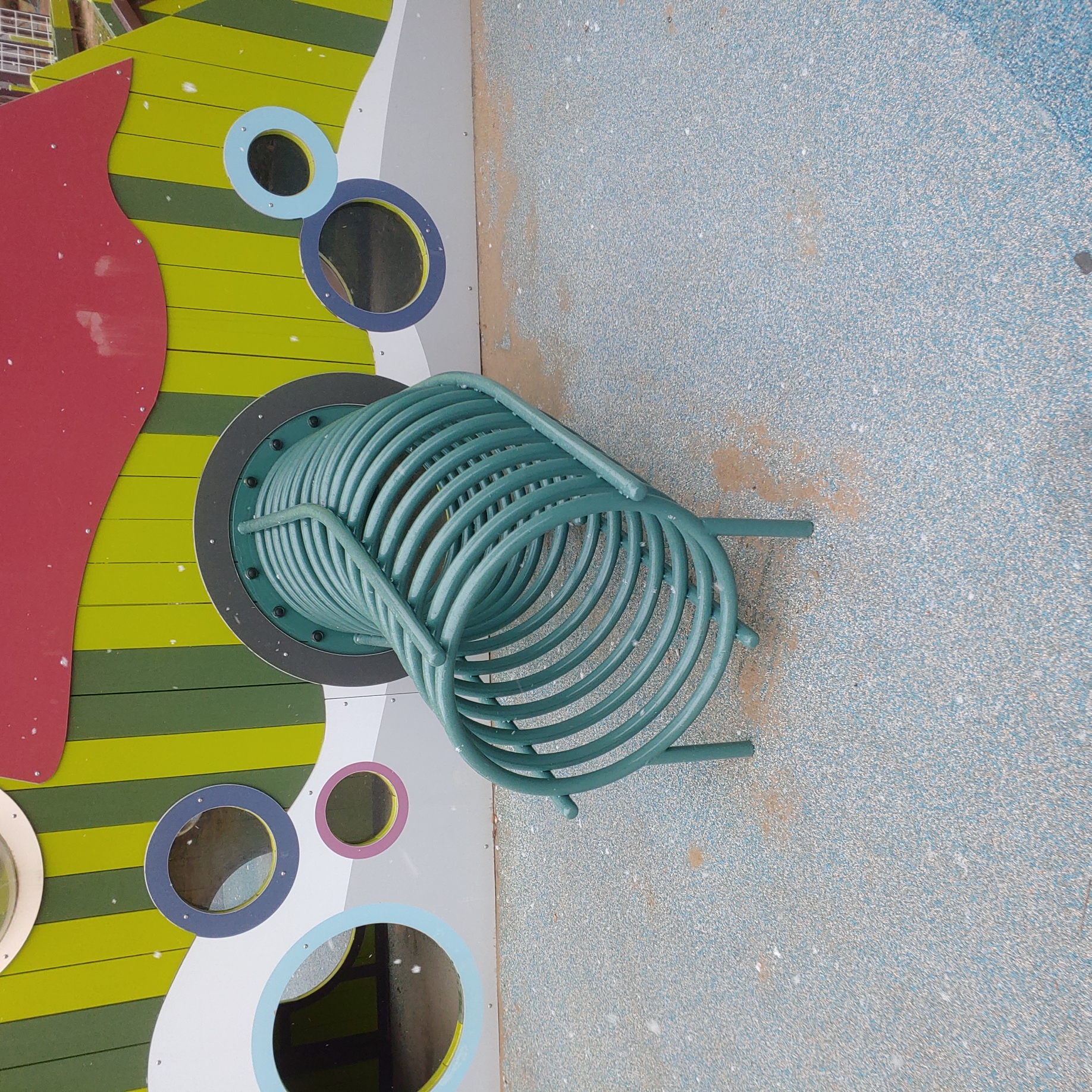 배곧이지더원 — 놀이터 시설물 재도장