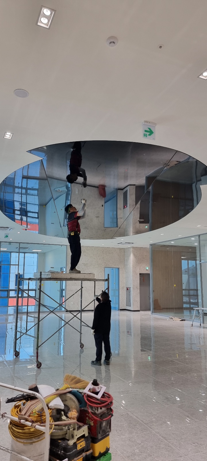 더 가든 오브 내츄럴 솔루션 — 화장품 제조공장