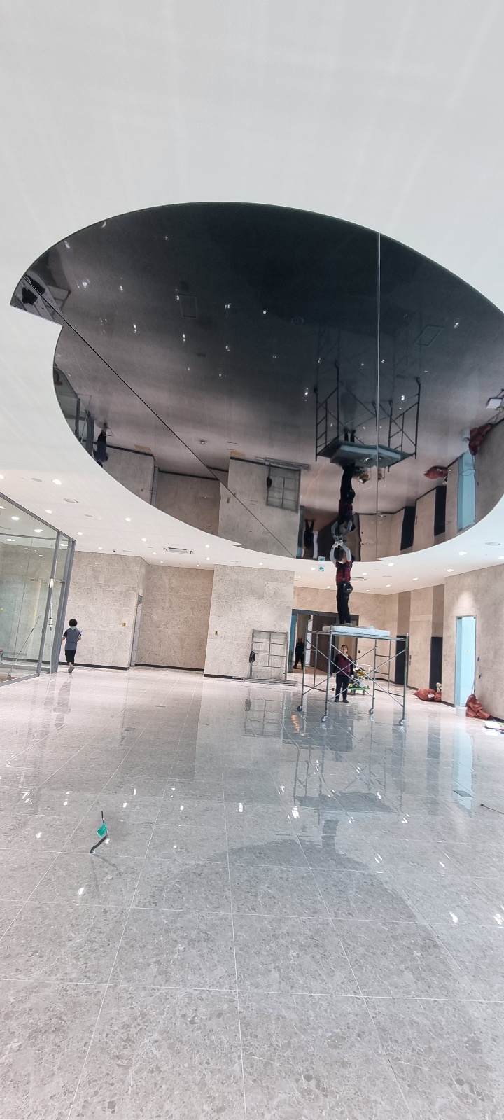 더 가든 오브 내츄럴 솔루션 — 화장품 제조공장