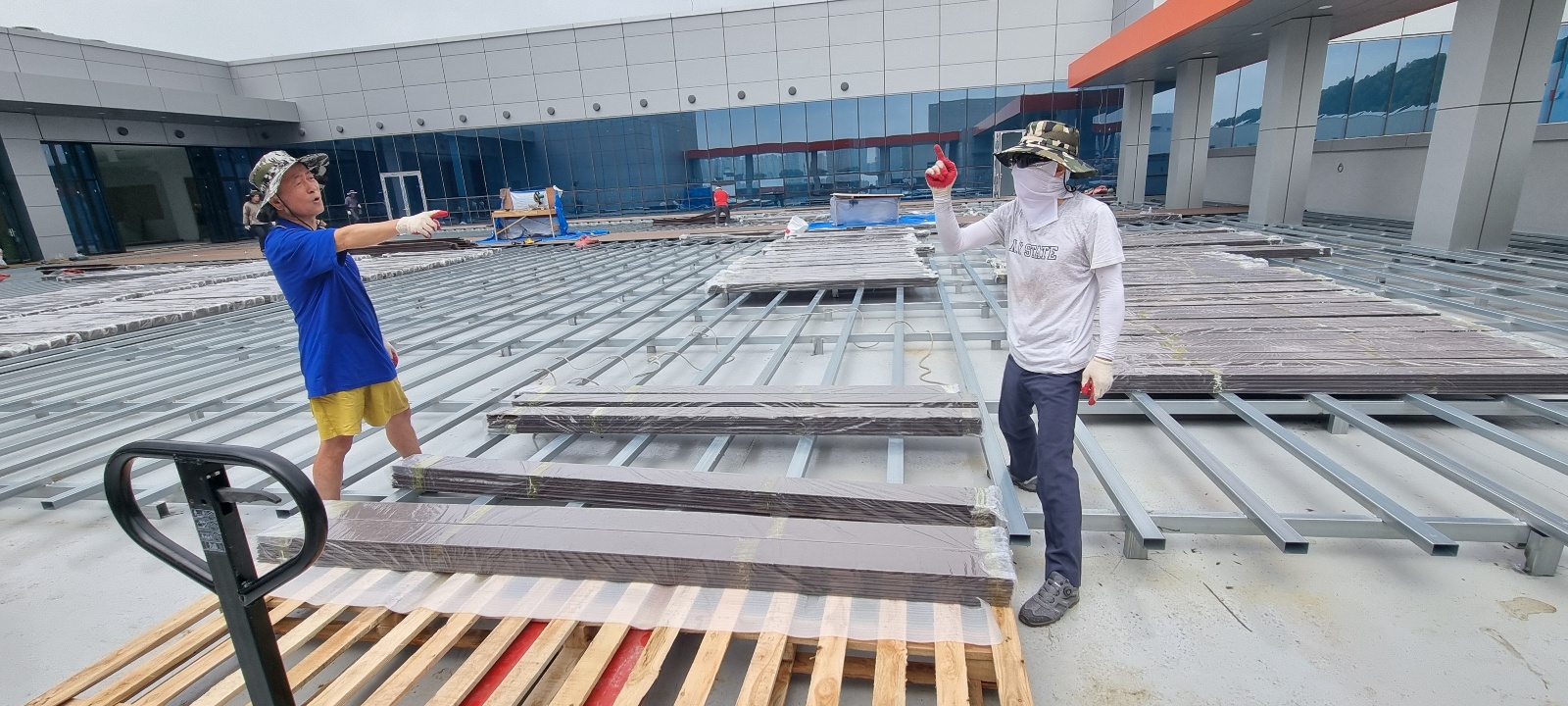 더 가든 오브 내츄럴 솔루션 — 화장품 제조공장