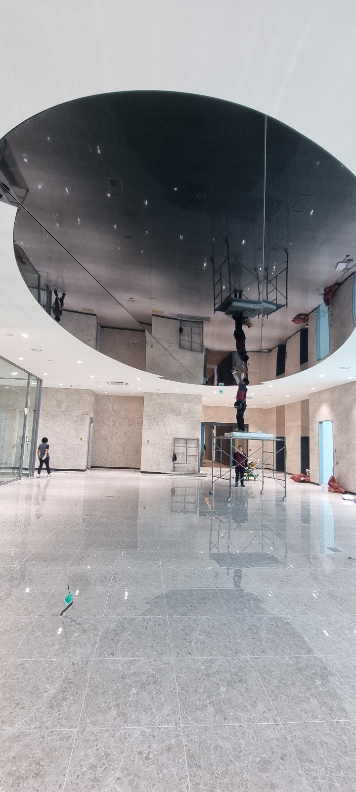 더 가든 오브 내츄럴 솔루션 — 화장품 제조공장