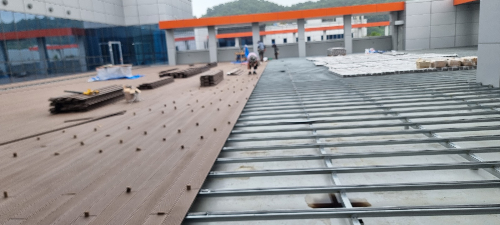 더 가든 오브 내츄럴 솔루션 — 화장품 제조공장