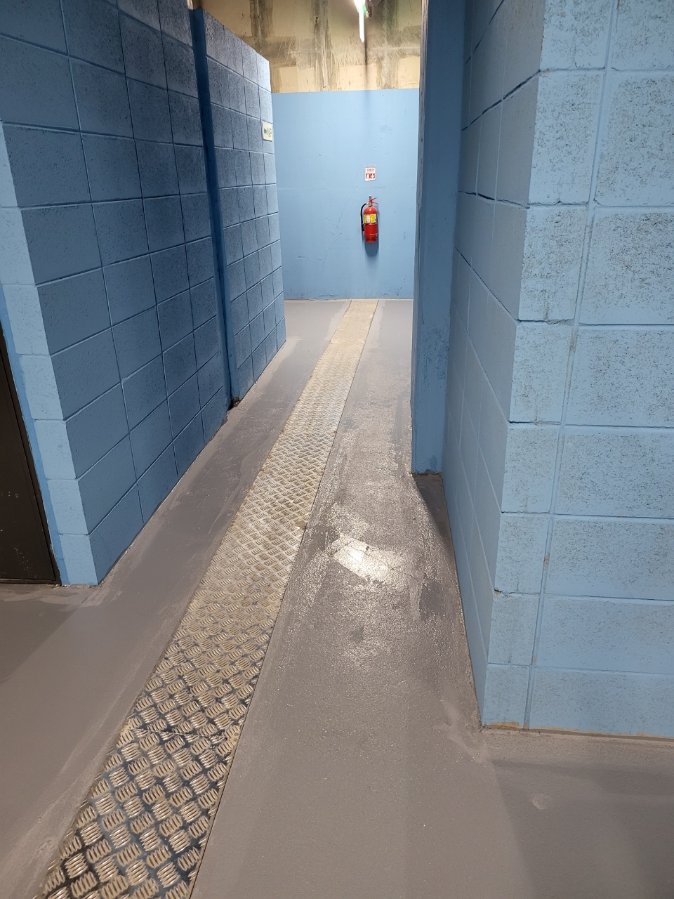 송산 이지더원2차 — 지하주차장 크랙보수 및 방수