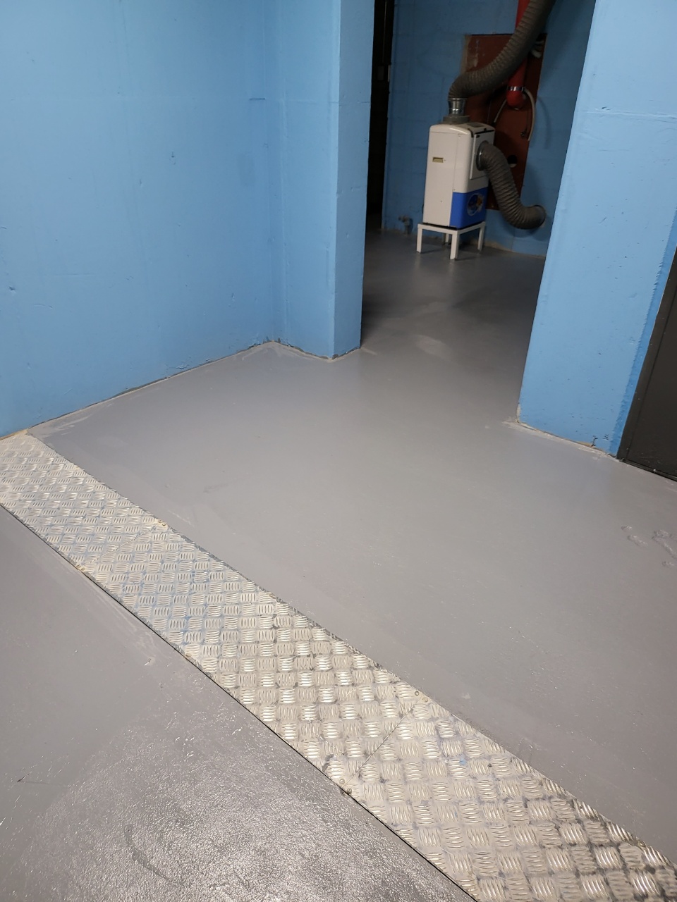 송산 이지더원2차 — 지하주차장 크랙보수 및 방수