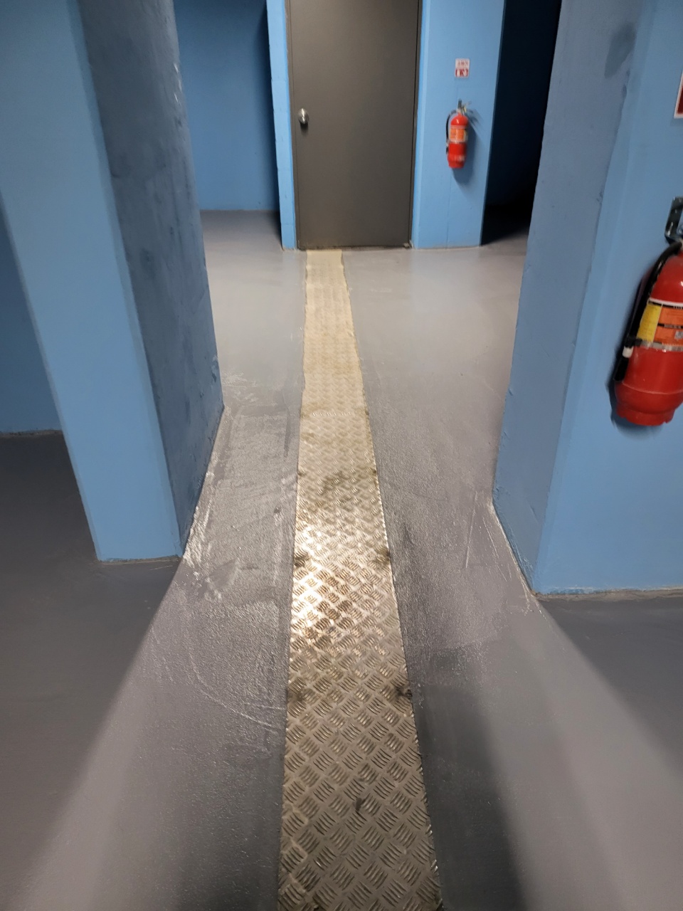 송산 이지더원2차 — 지하주차장 크랙보수 및 방수