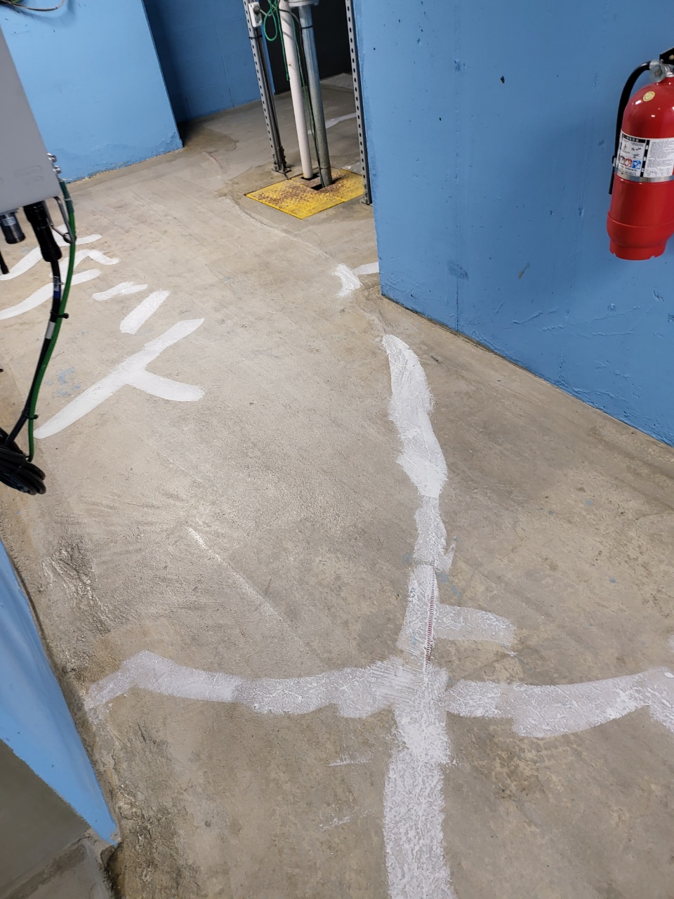 송산 이지더원2차 — 지하주차장 크랙보수 및 방수