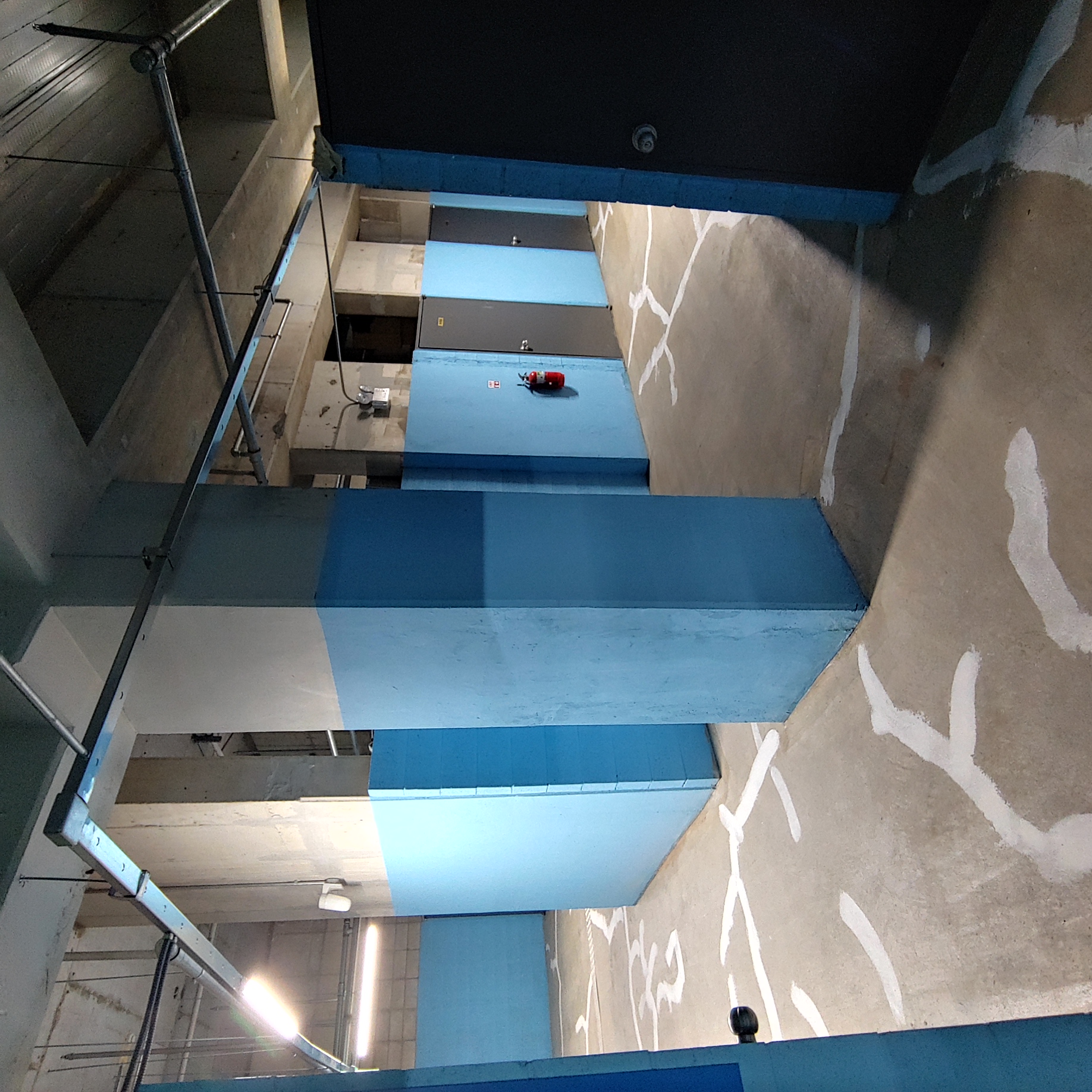 송산 이지더원2차 — 지하주차장 크랙보수 및 방수