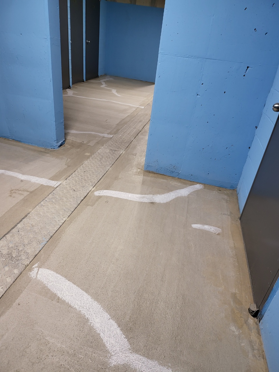 송산 이지더원2차 — 지하주차장 크랙보수 및 방수