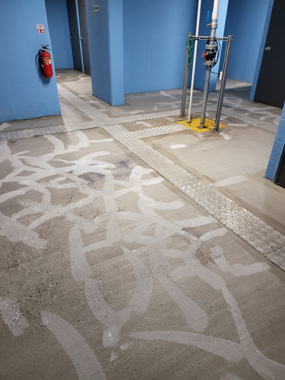 송산 이지더원2차 — 지하주차장 크랙보수 및 방수