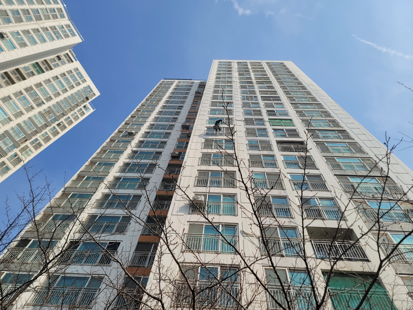 논현파크포레아파트 — 아파트 외벽