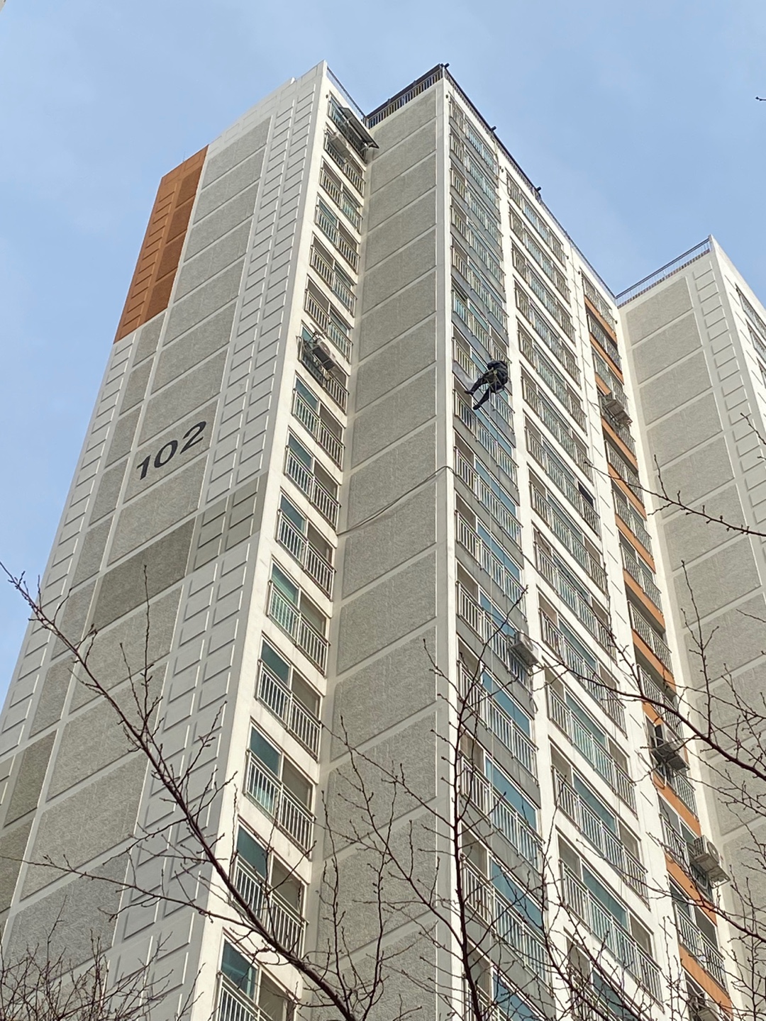 논현파크포레아파트 — 아파트 외벽