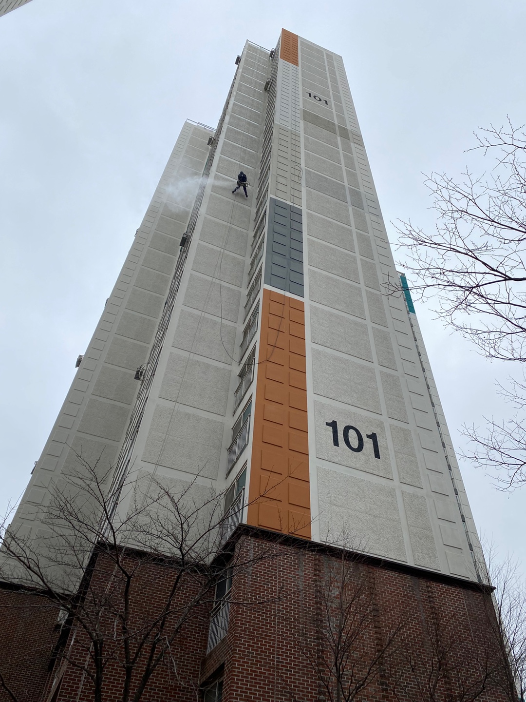 논현파크포레아파트 — 아파트 외벽