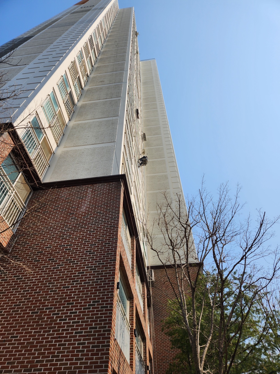 논현파크포레아파트 — 아파트 외벽