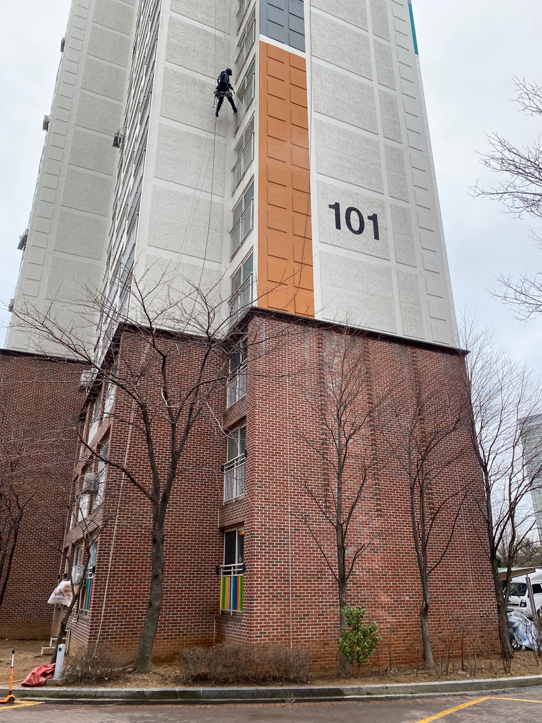 논현파크포레아파트 — 아파트 외벽