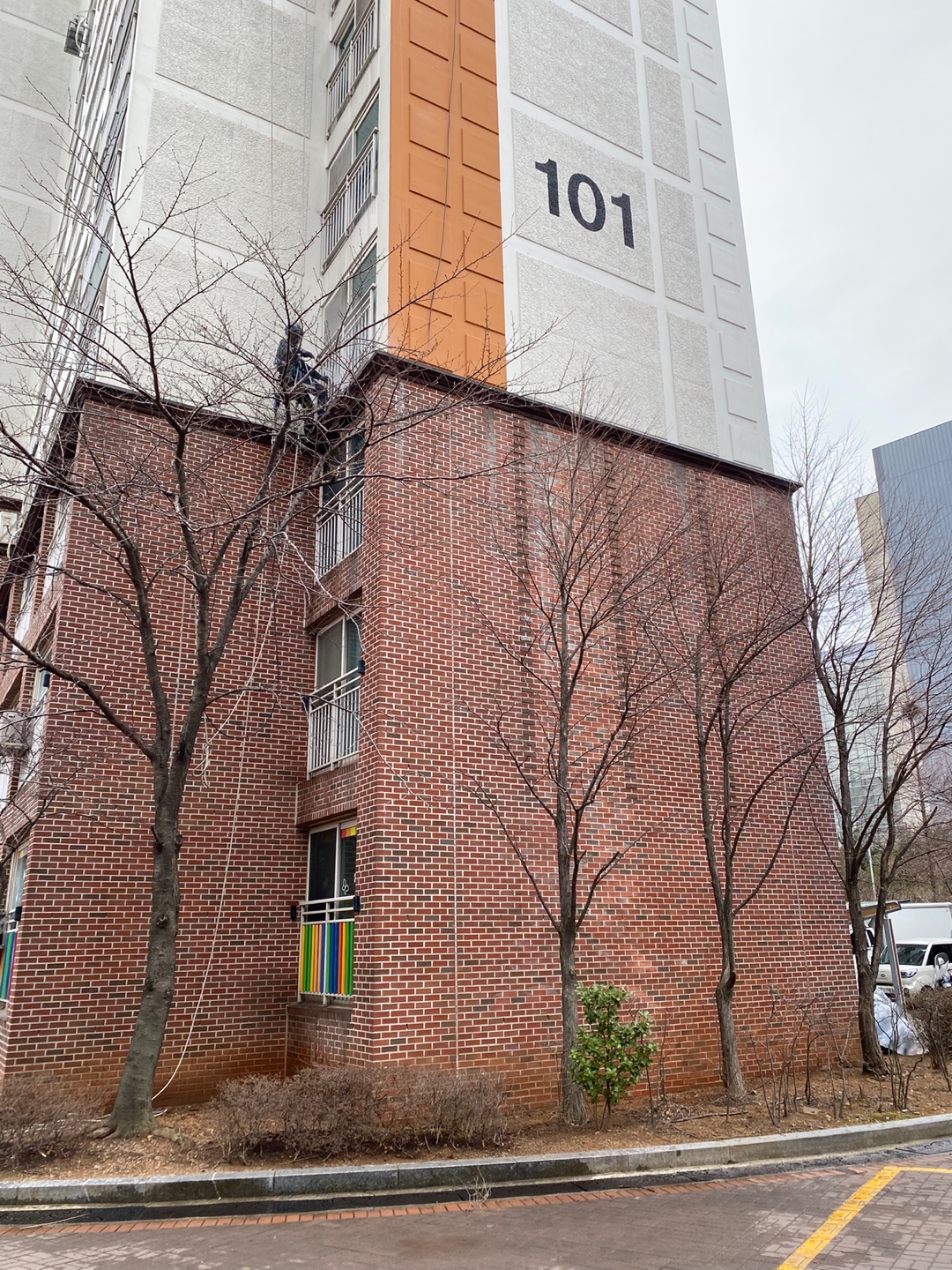 논현파크포레아파트 — 아파트 외벽