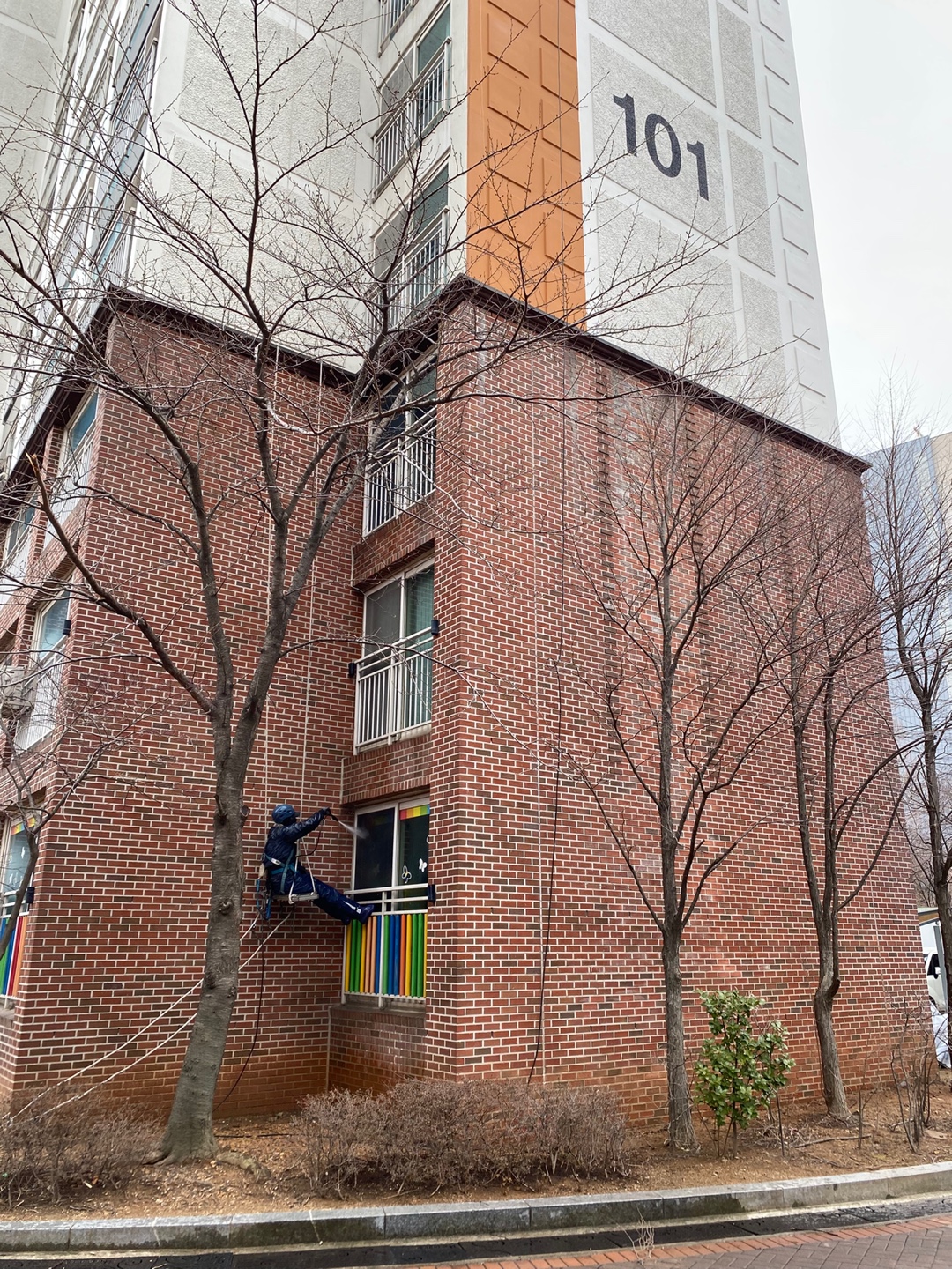 논현파크포레아파트 — 아파트 외벽