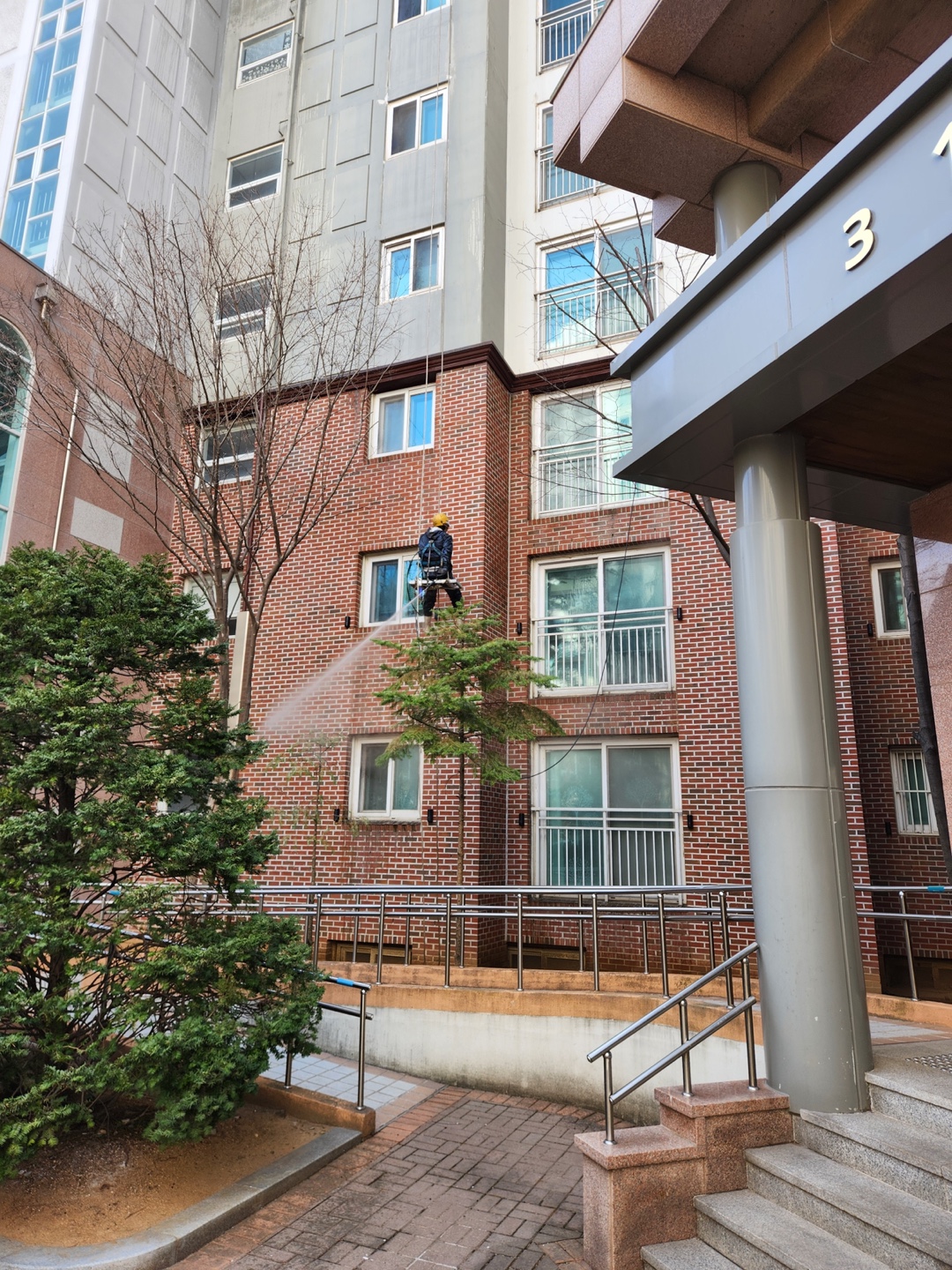 논현파크포레아파트 — 아파트 외벽