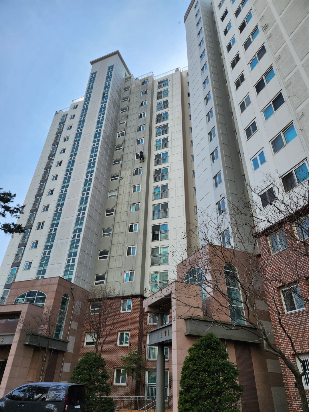 논현파크포레아파트 — 아파트 외벽