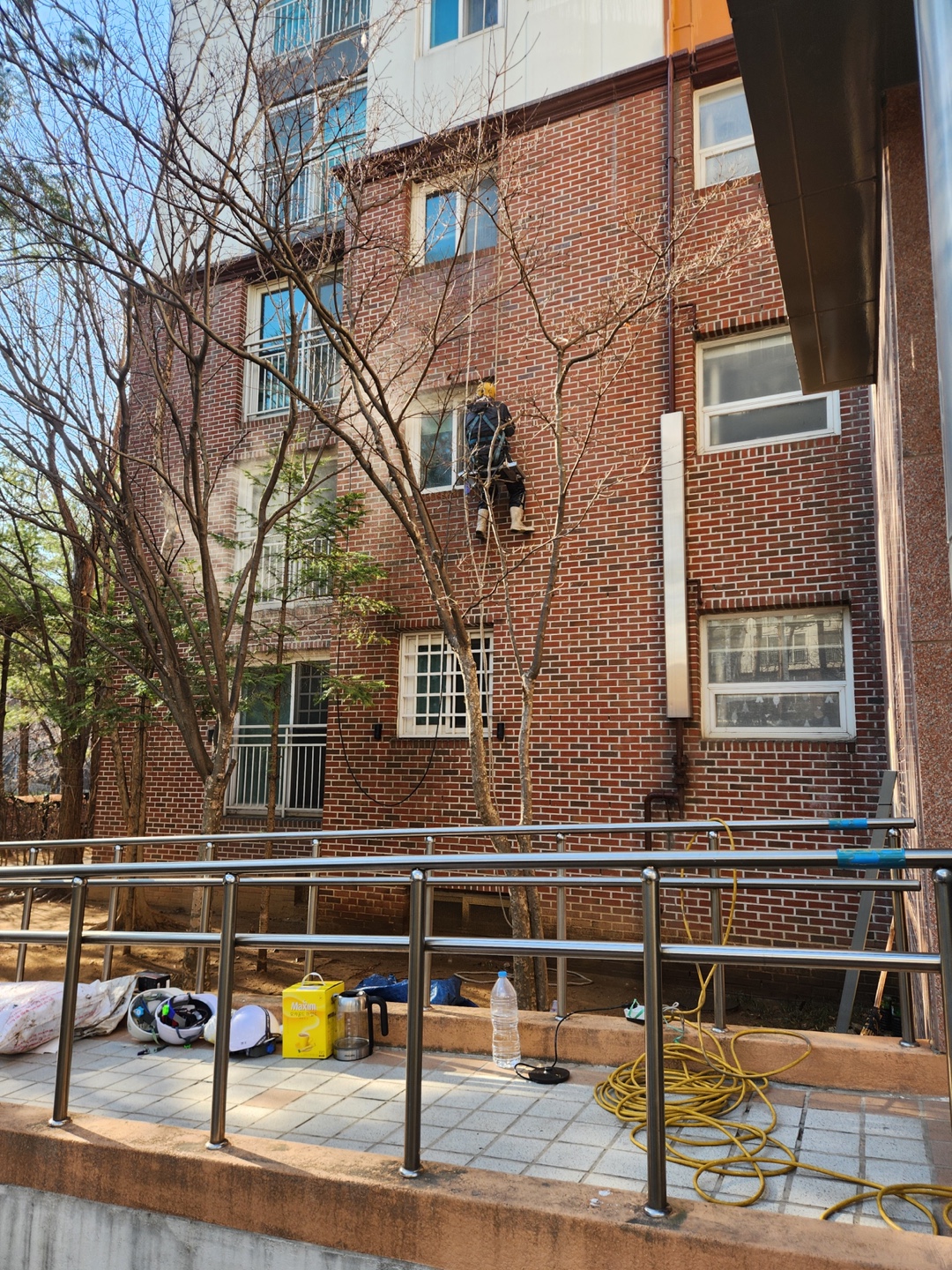 논현파크포레아파트 — 아파트 외벽