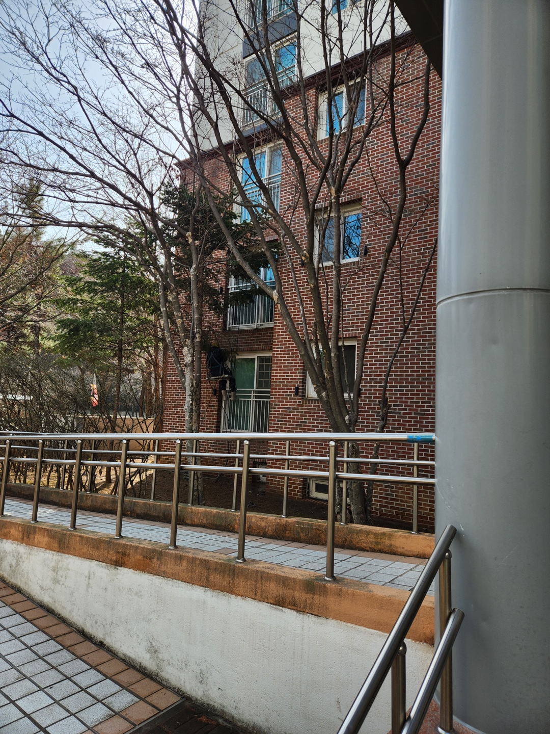 논현파크포레아파트 — 아파트 외벽