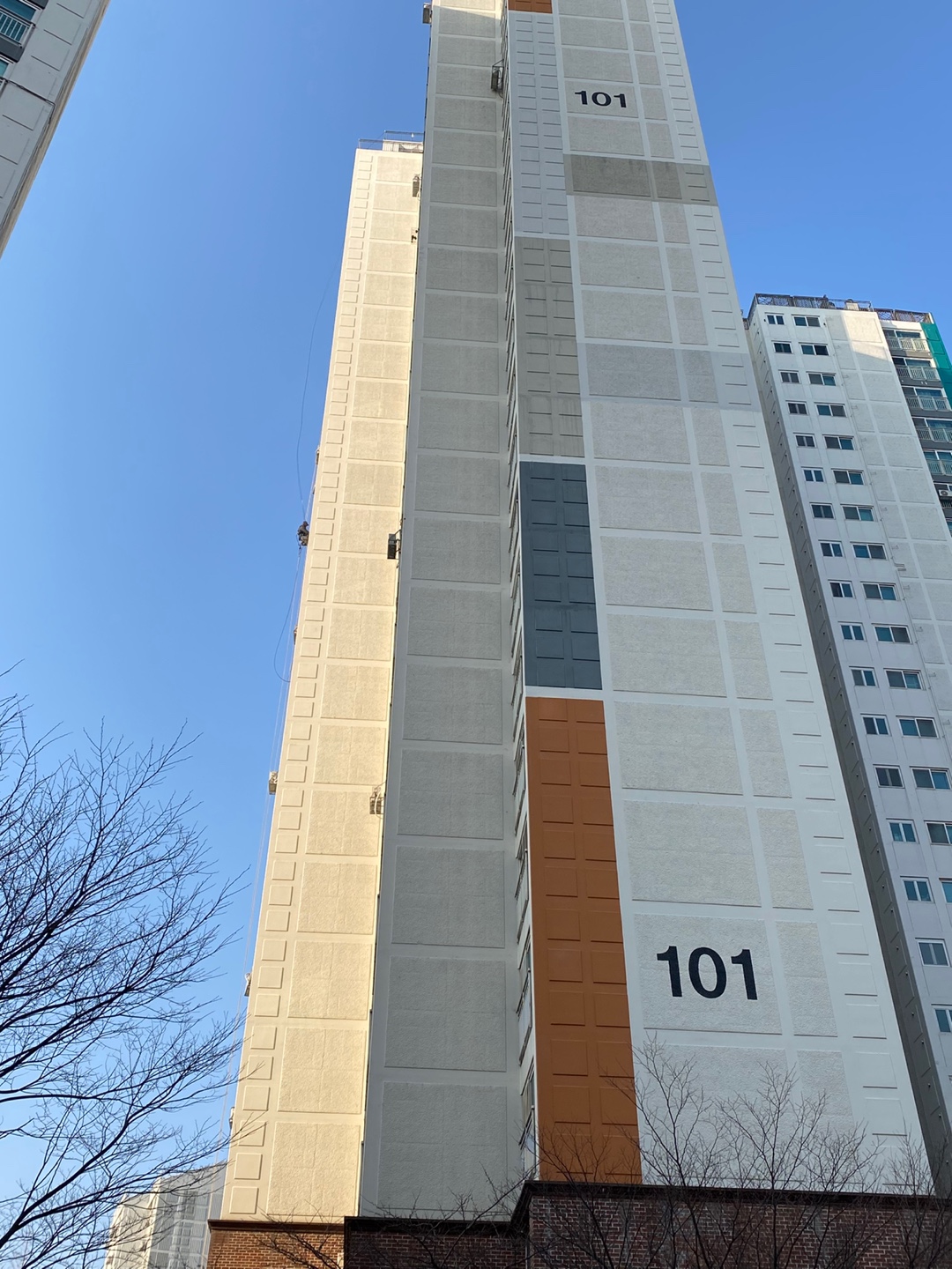 논현파크포레아파트 — 아파트 외벽