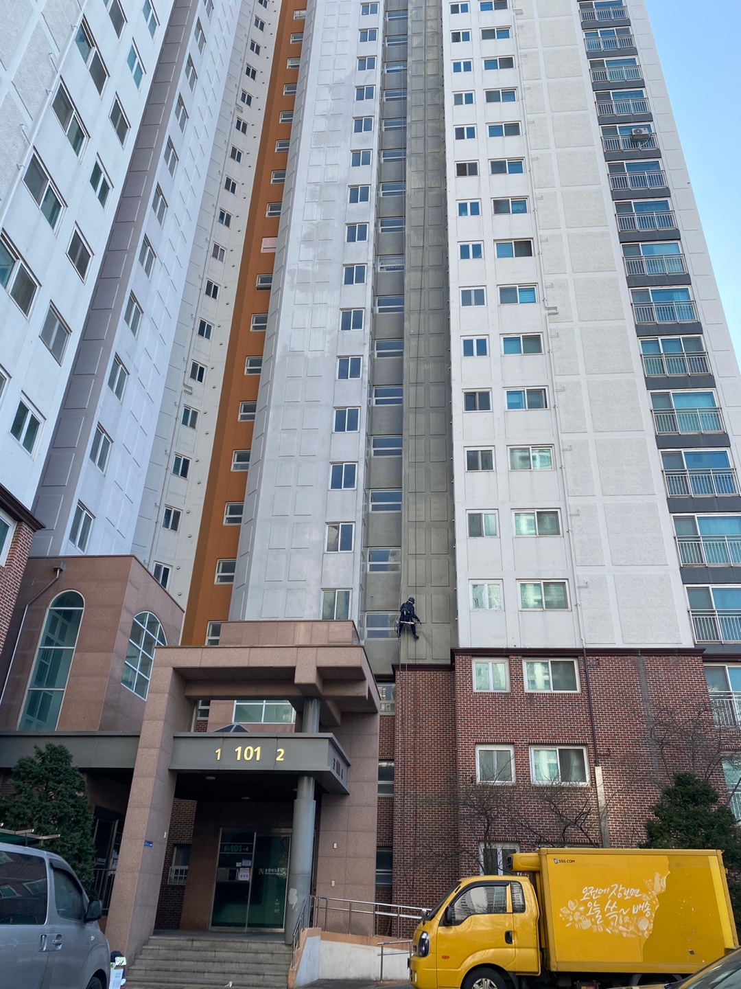 논현파크포레아파트 — 아파트 외벽