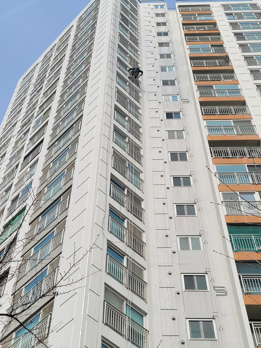 논현파크포레아파트 — 아파트 외벽