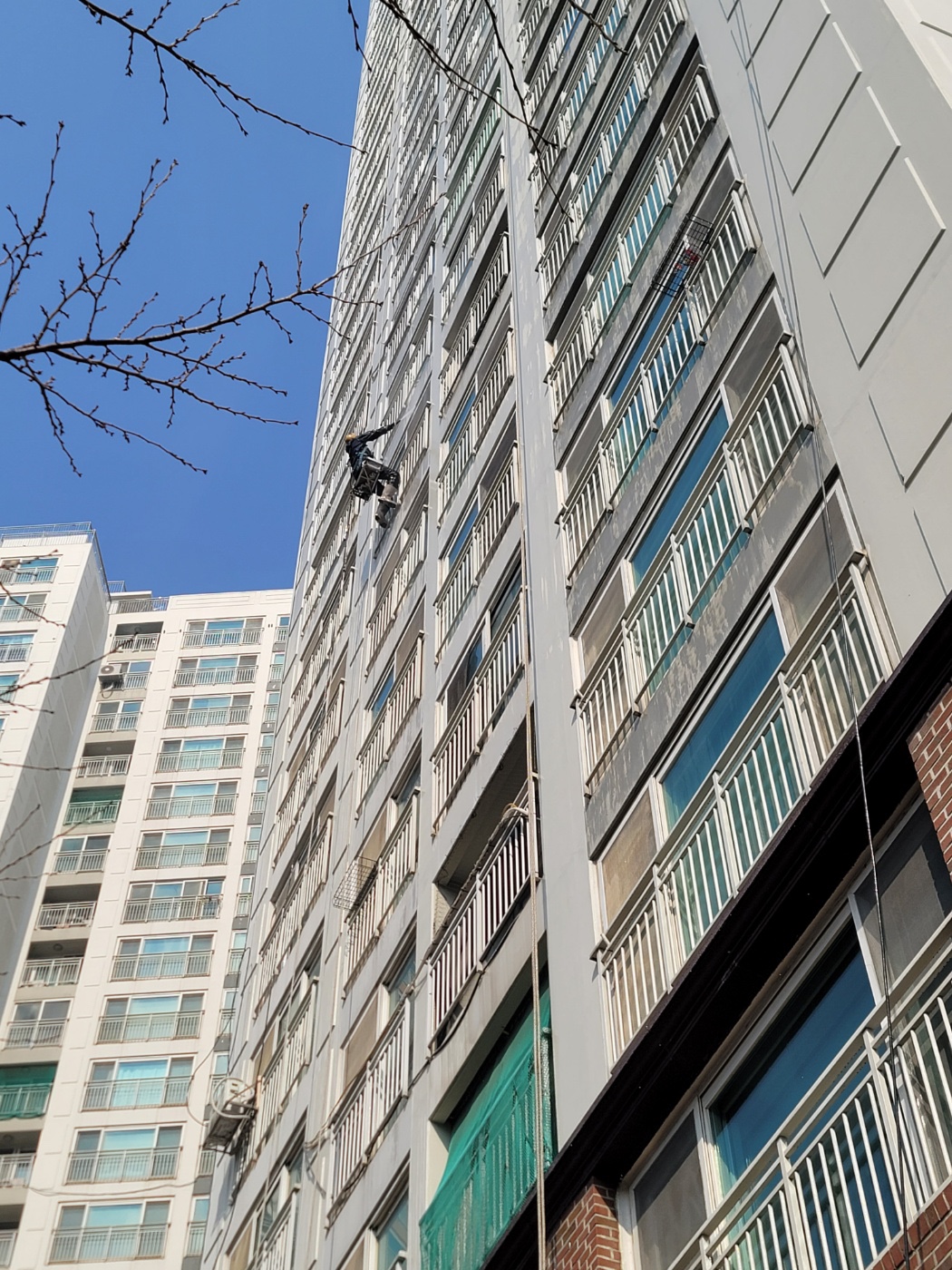 논현파크포레아파트 — 아파트 외벽