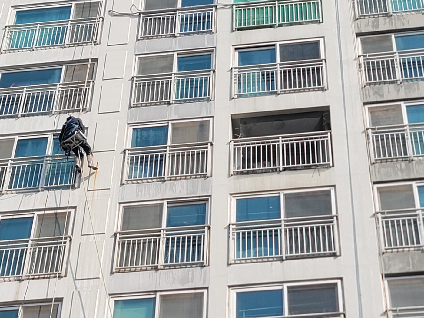 논현파크포레아파트 — 아파트 외벽