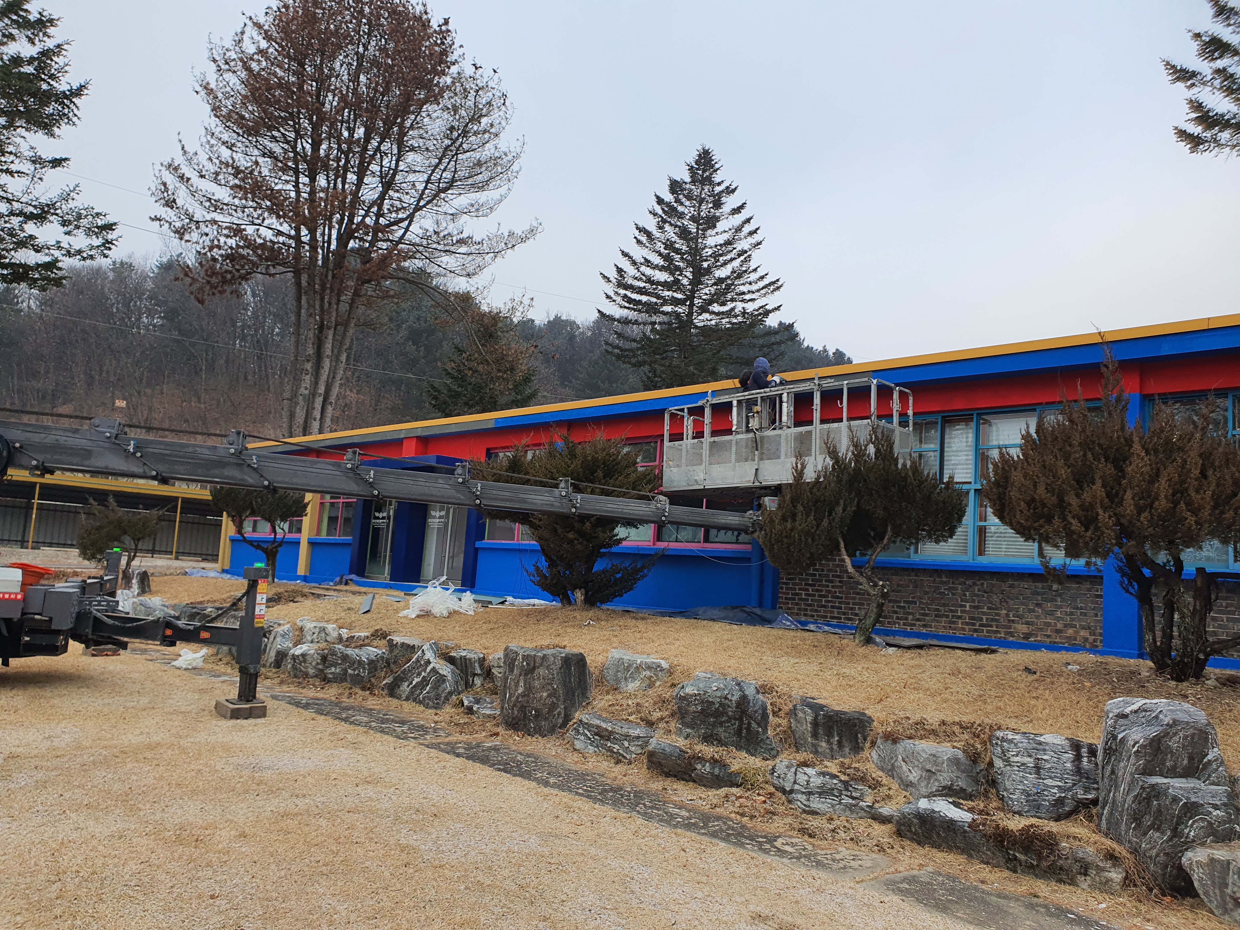 양평군 — 외부 보강 및 재도장