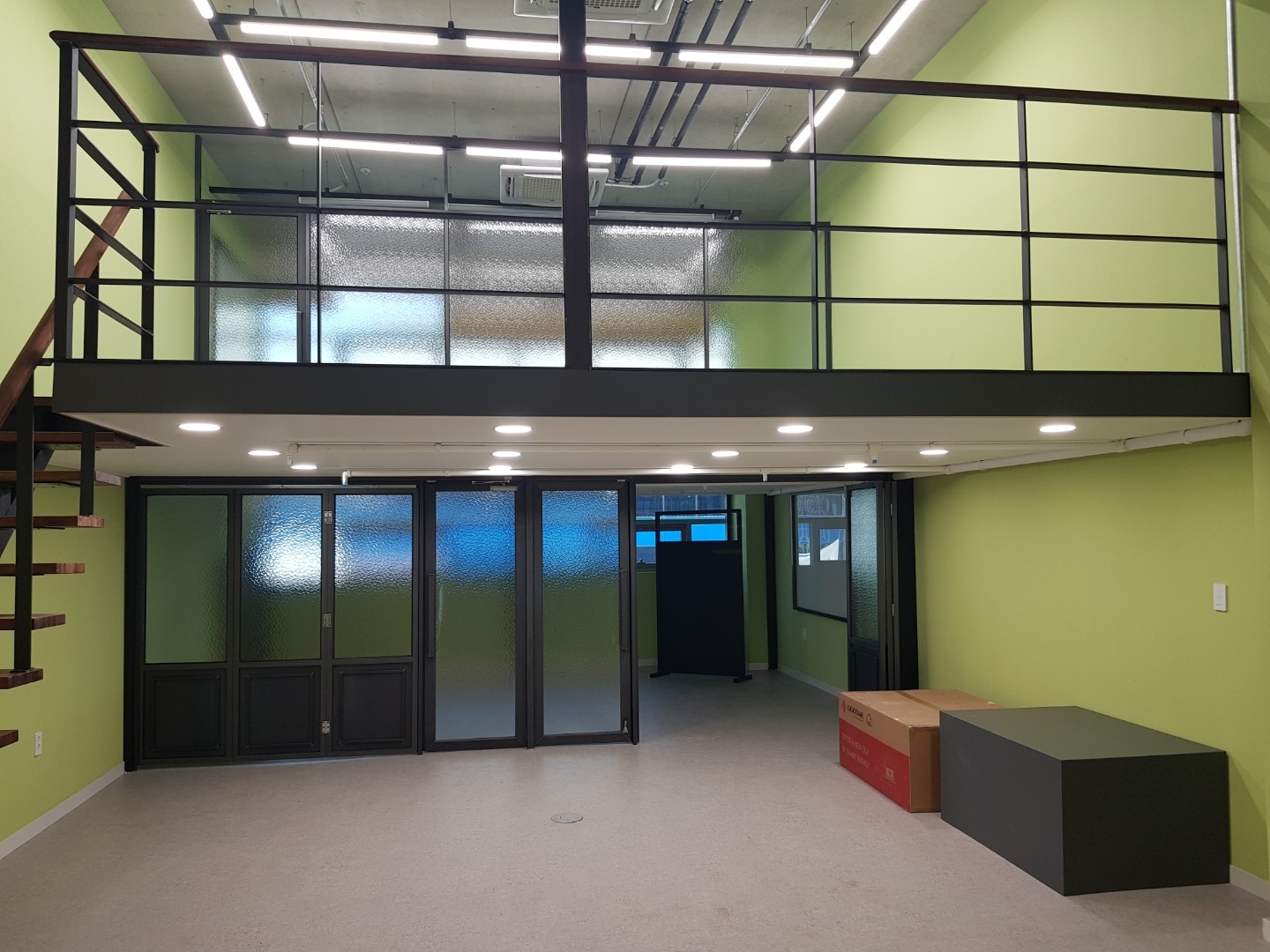 호매실 지식산업센터 — 사무실