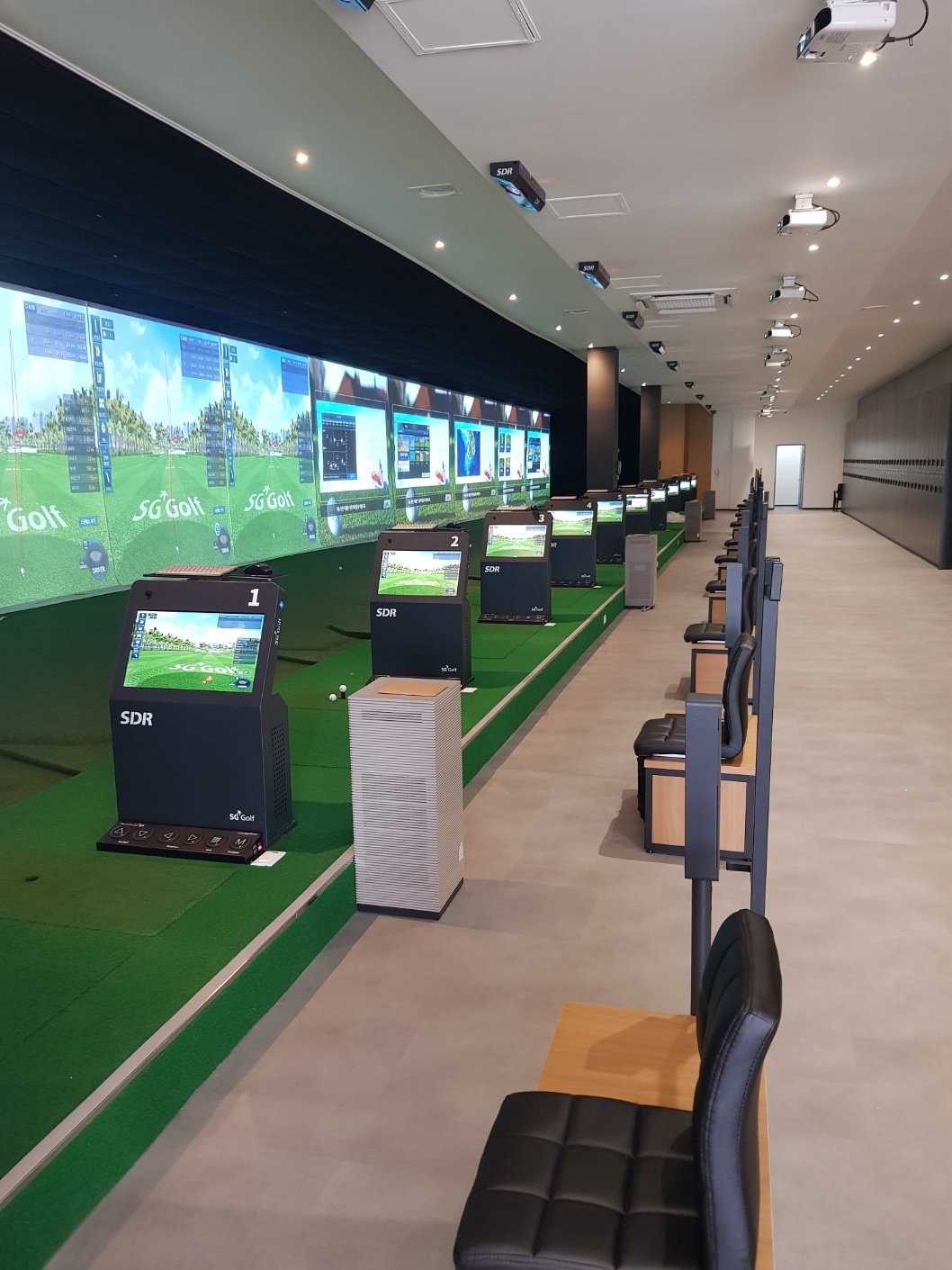 아린 프렌즈스크린 — 스크린 골프장