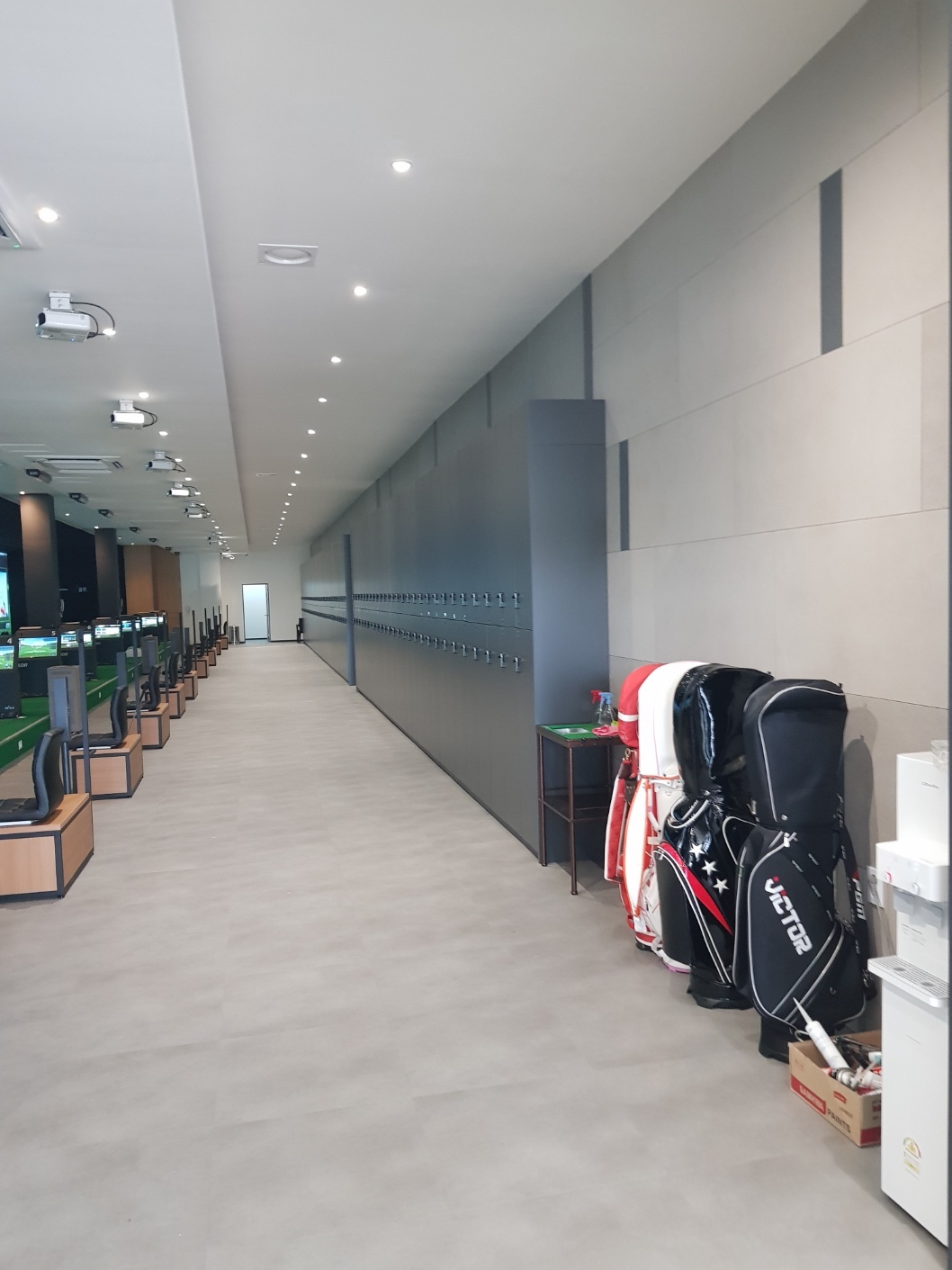 아린 프렌즈스크린 — 스크린 골프장