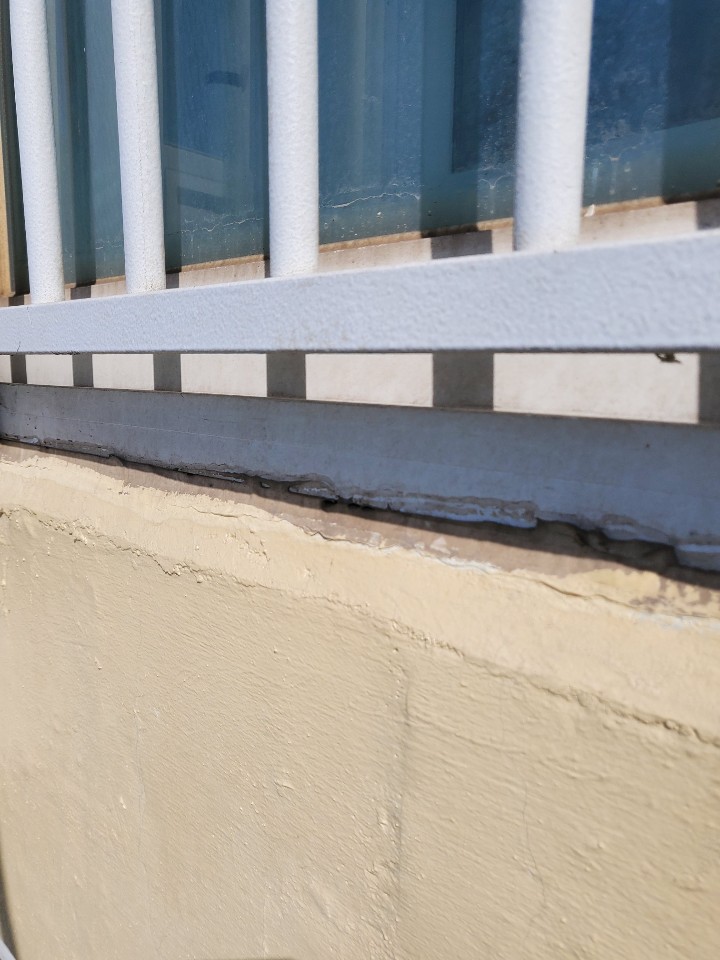 GS칼테스 — 사택 도장