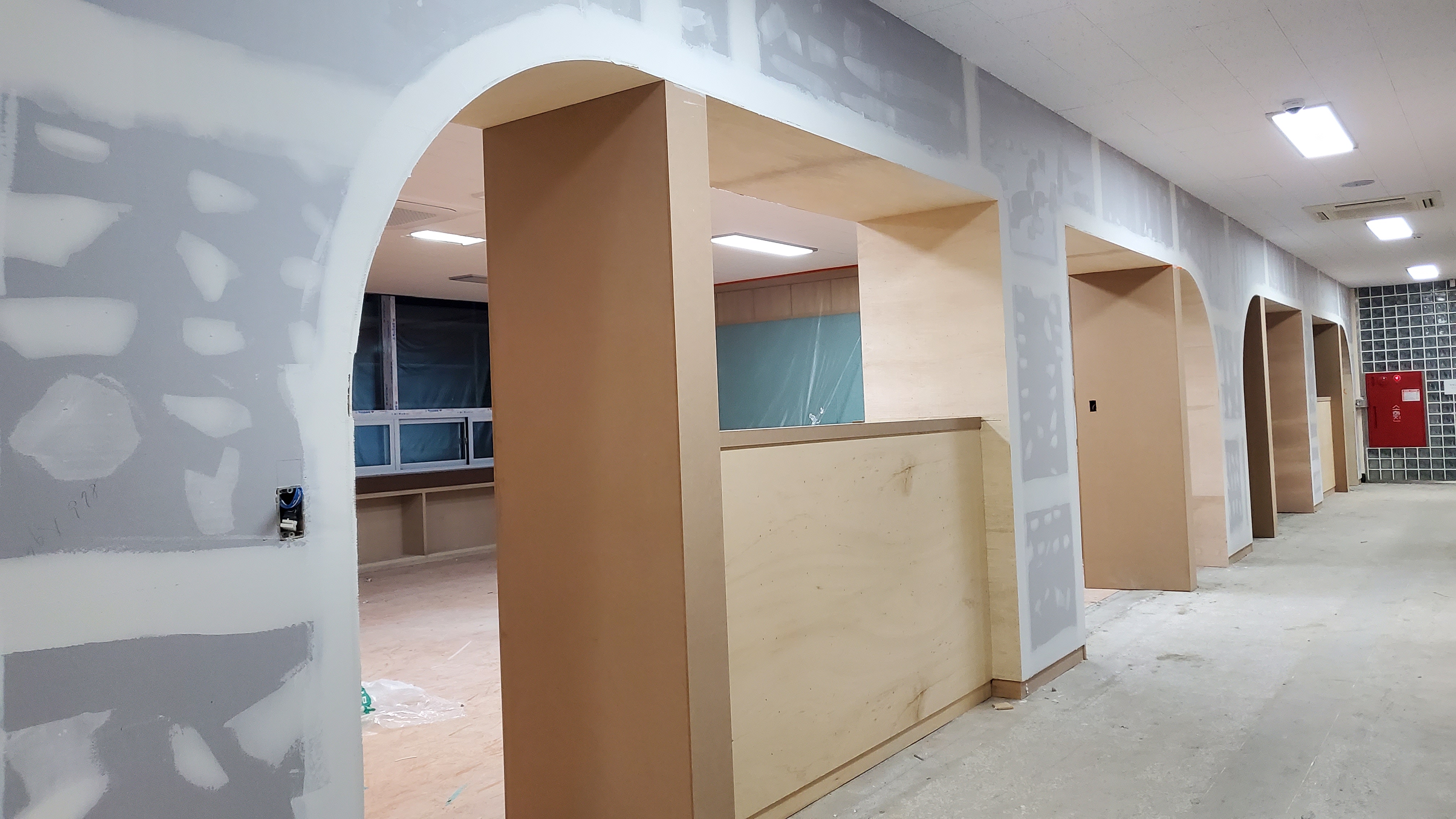 경기초등학교 — 초등학교