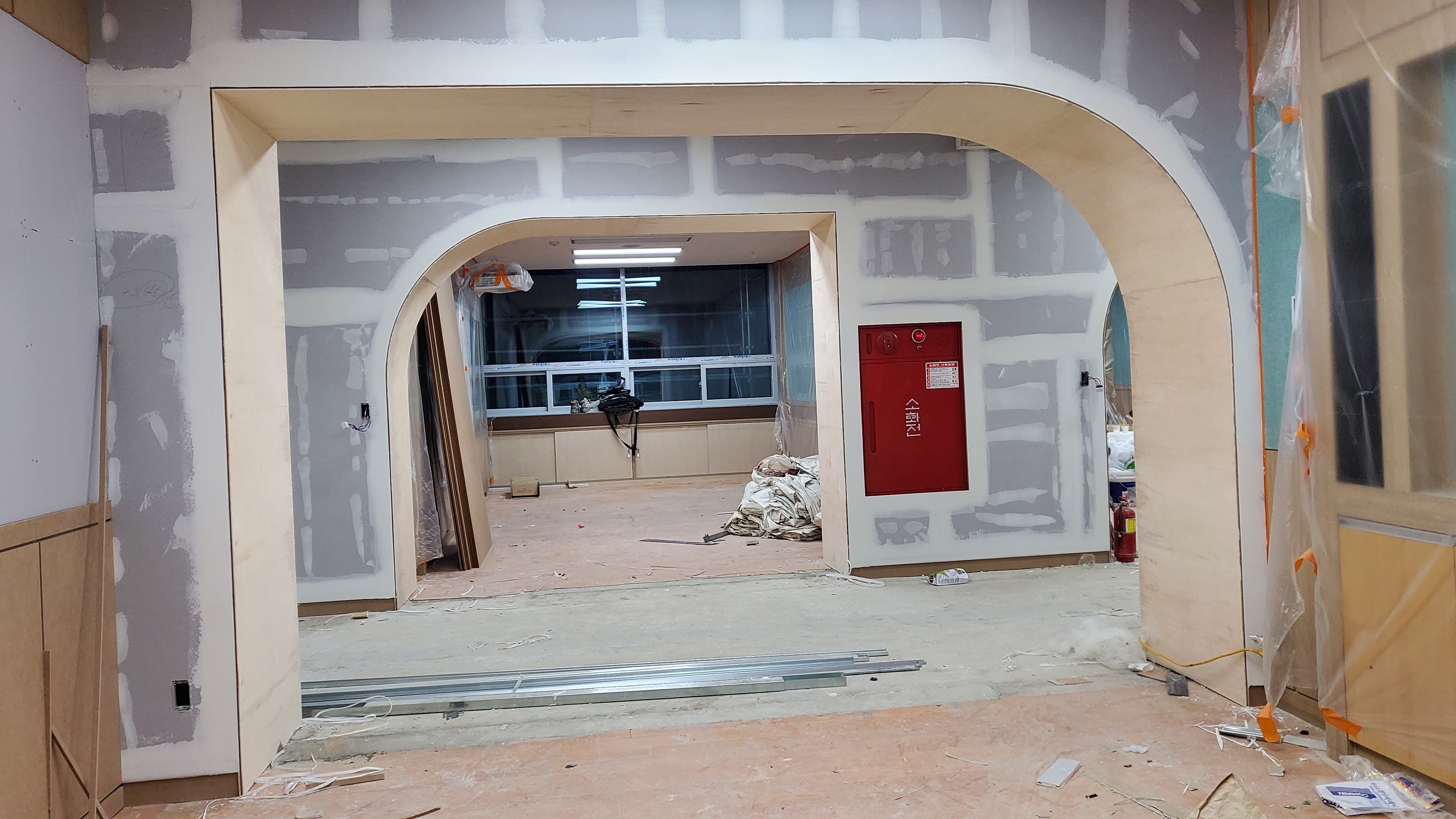 경기초등학교 — 초등학교