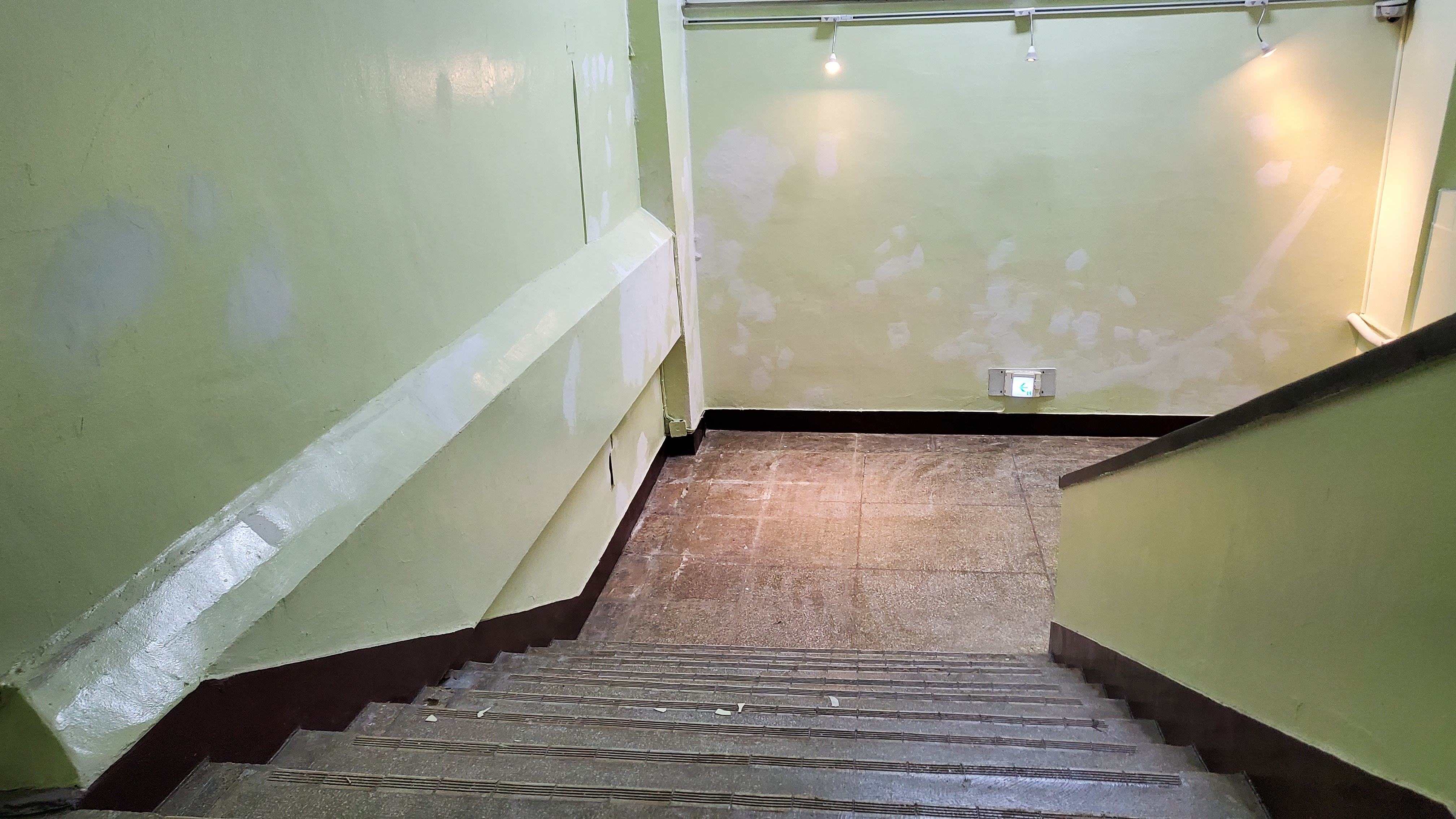 경기초등학교 — 초등학교