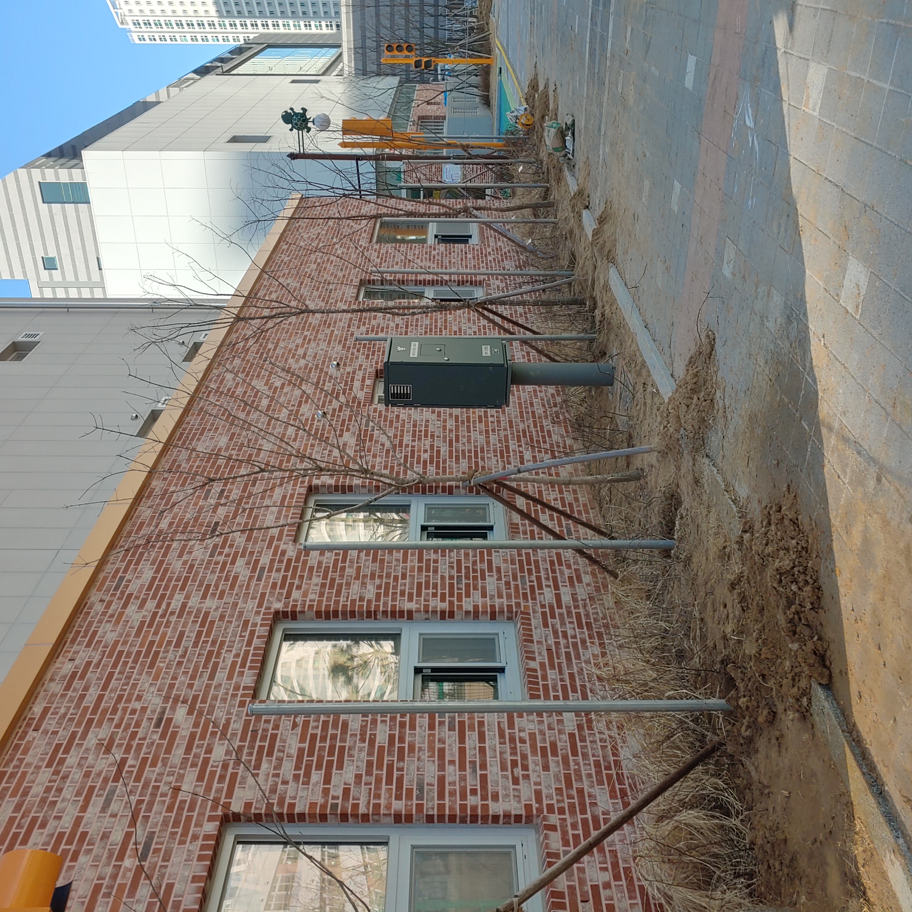 미송유치원 — 교육 시설물 설치