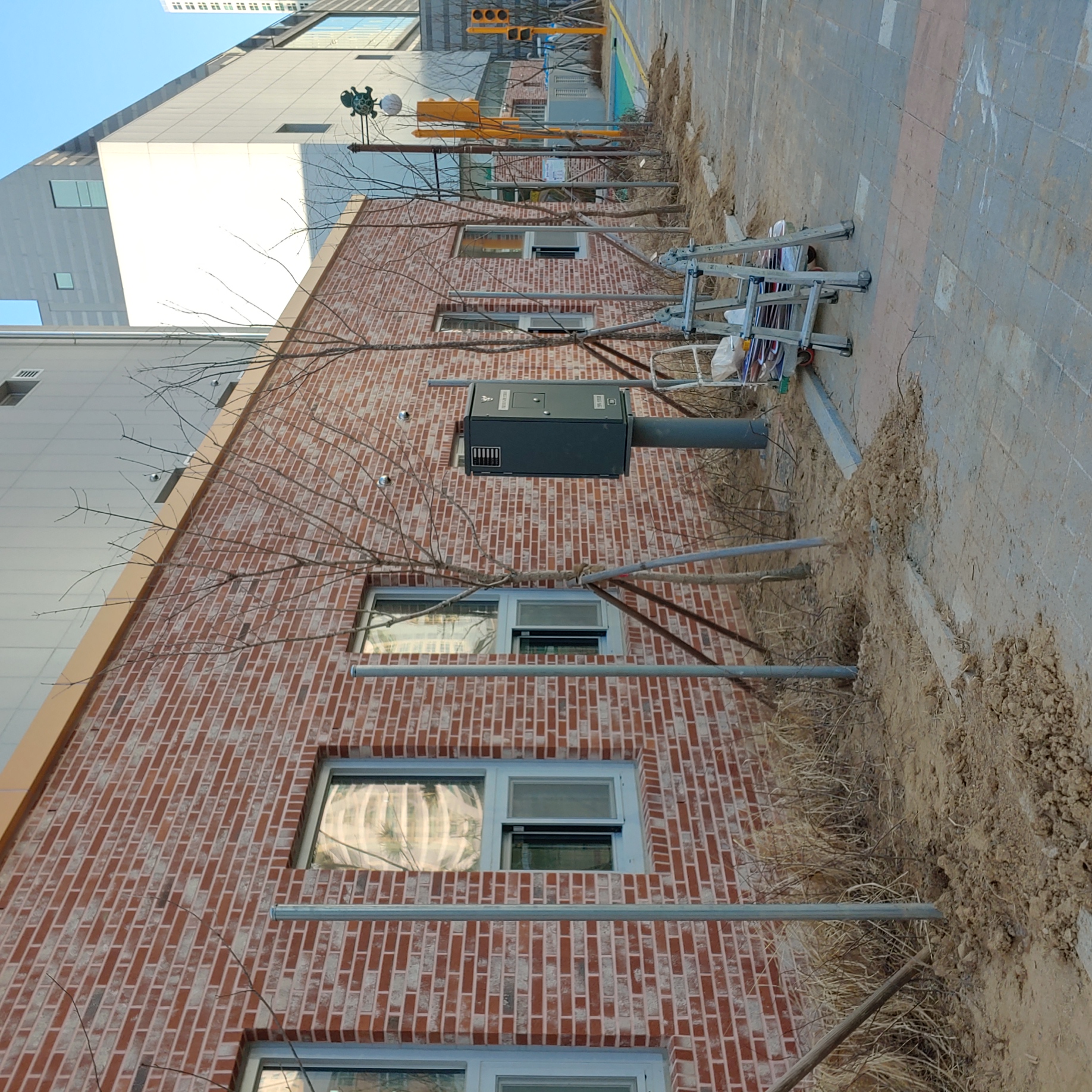 미송유치원 — 교육 시설물 설치