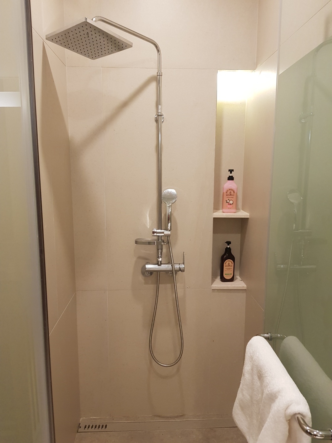 수원 아파트 세대주 — 아파트