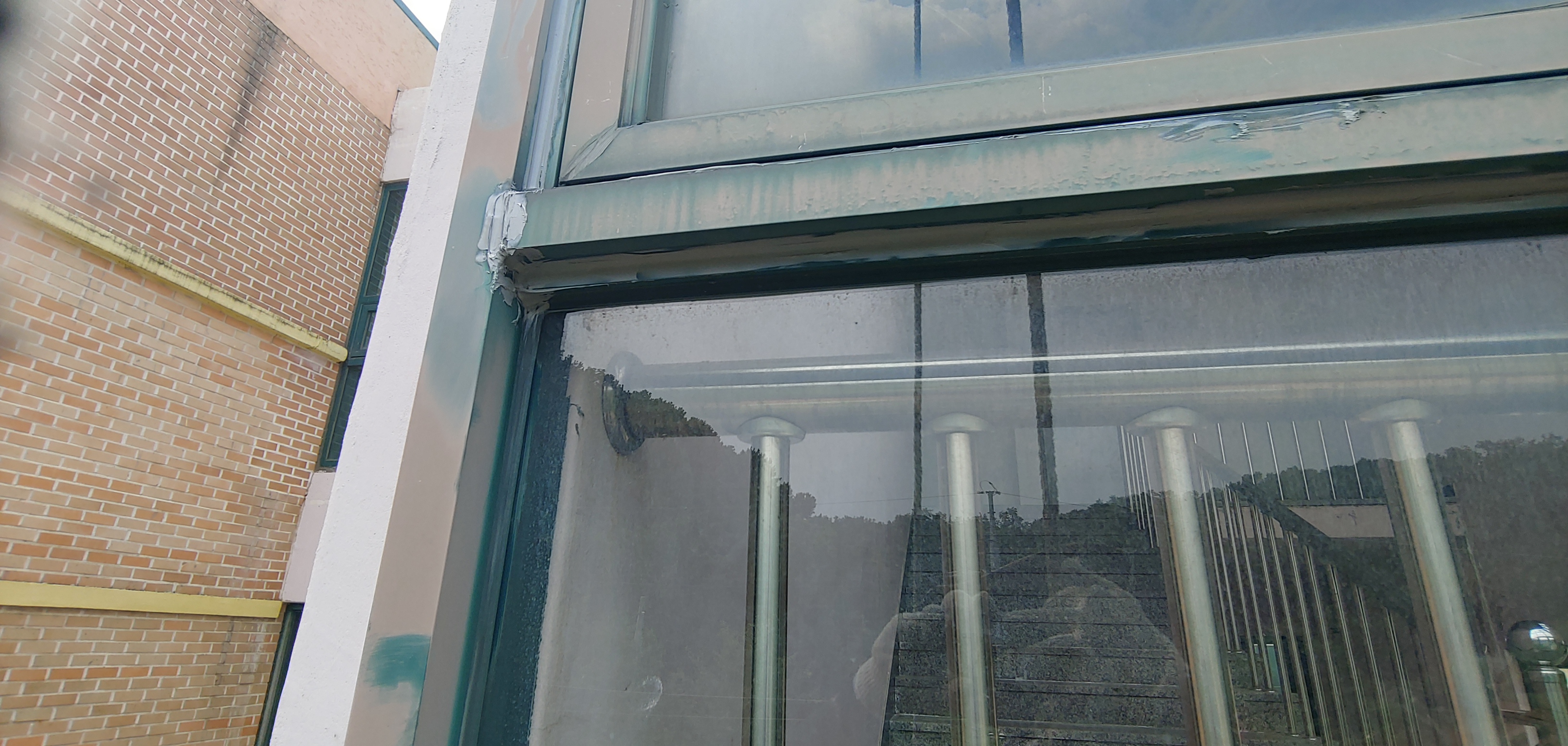 송화초등학교 — 초등학교