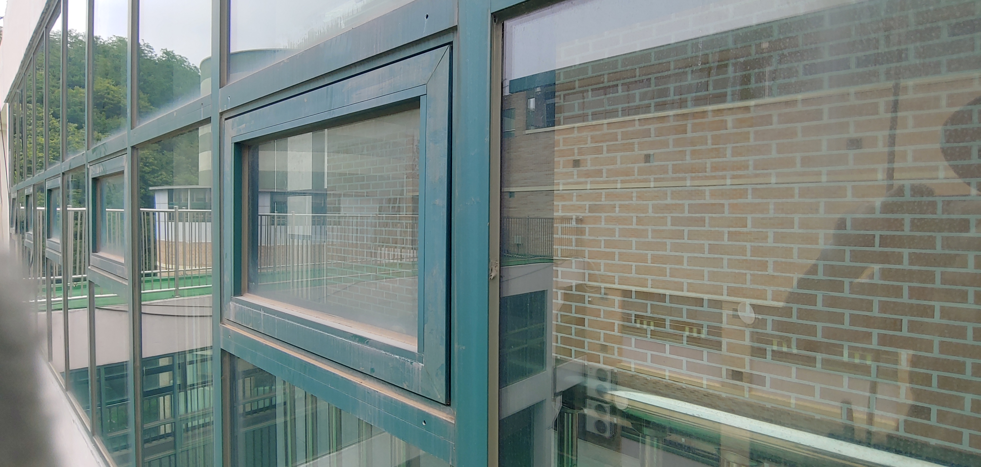 송화초등학교 — 초등학교