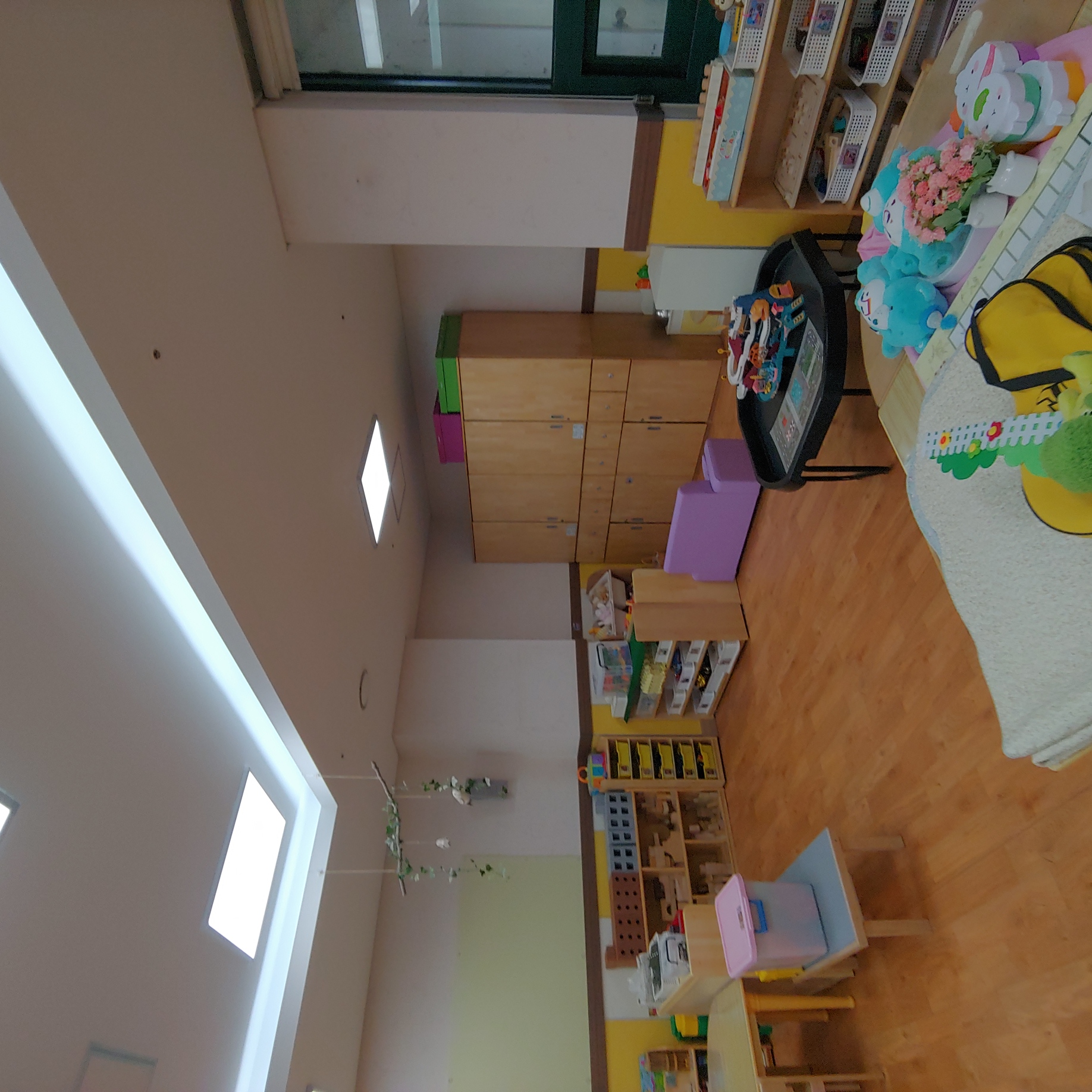 원중 유치원 — 유치원