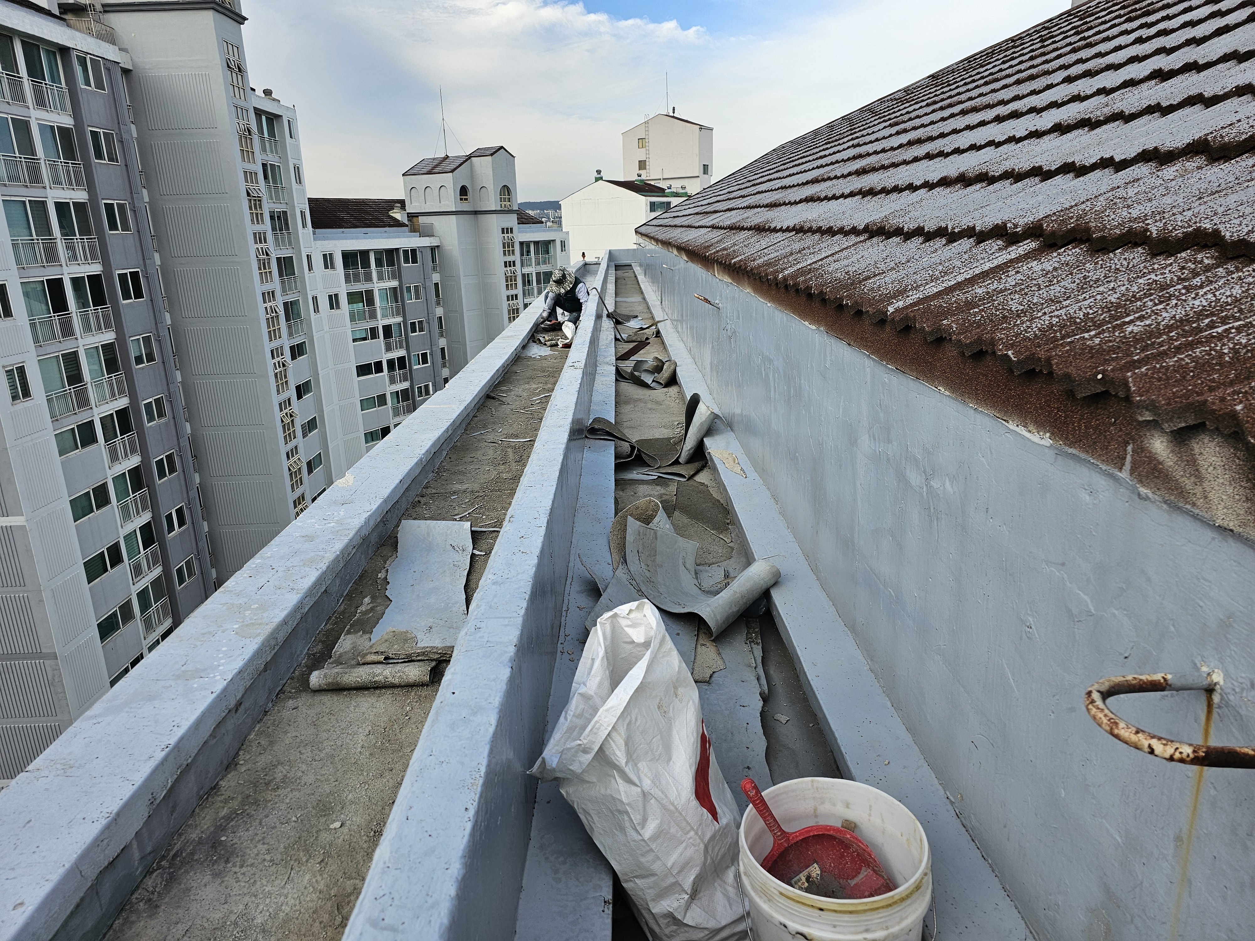 도담마을 푸르지오6차 관리사무소 — 아파트 옥상