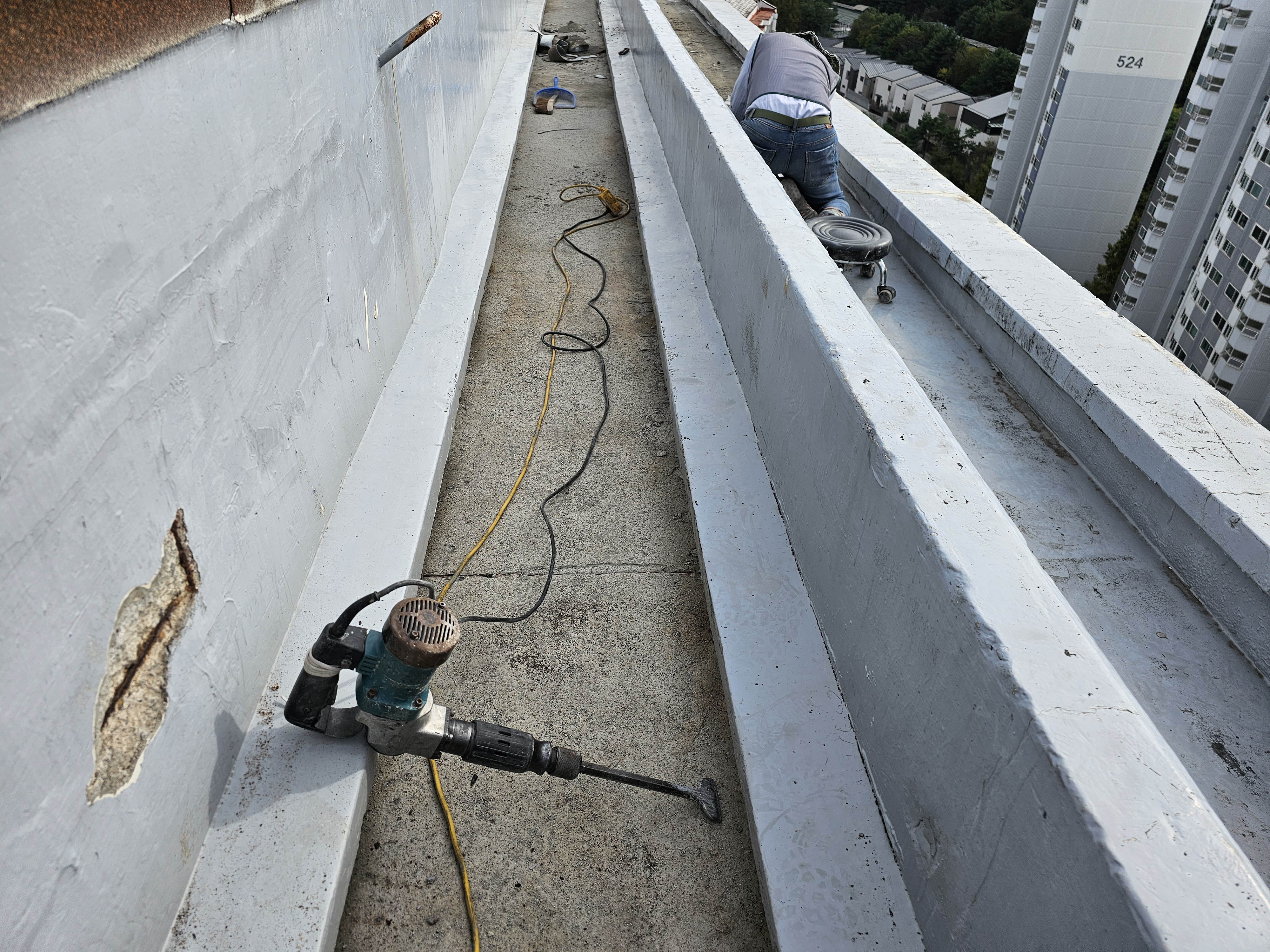 도담마을 푸르지오6차 관리사무소 — 아파트 옥상