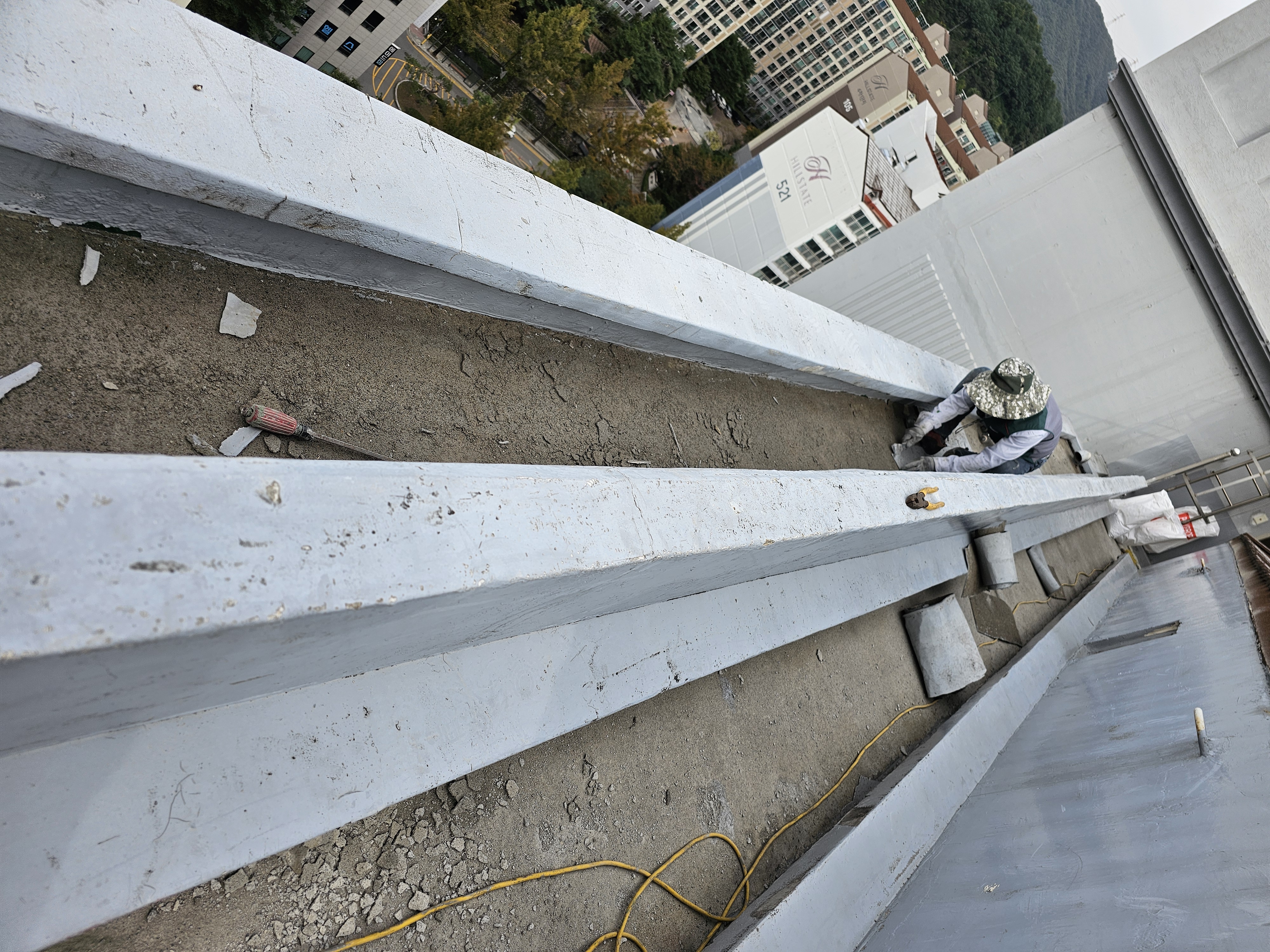 도담마을 푸르지오6차 관리사무소 — 아파트 옥상