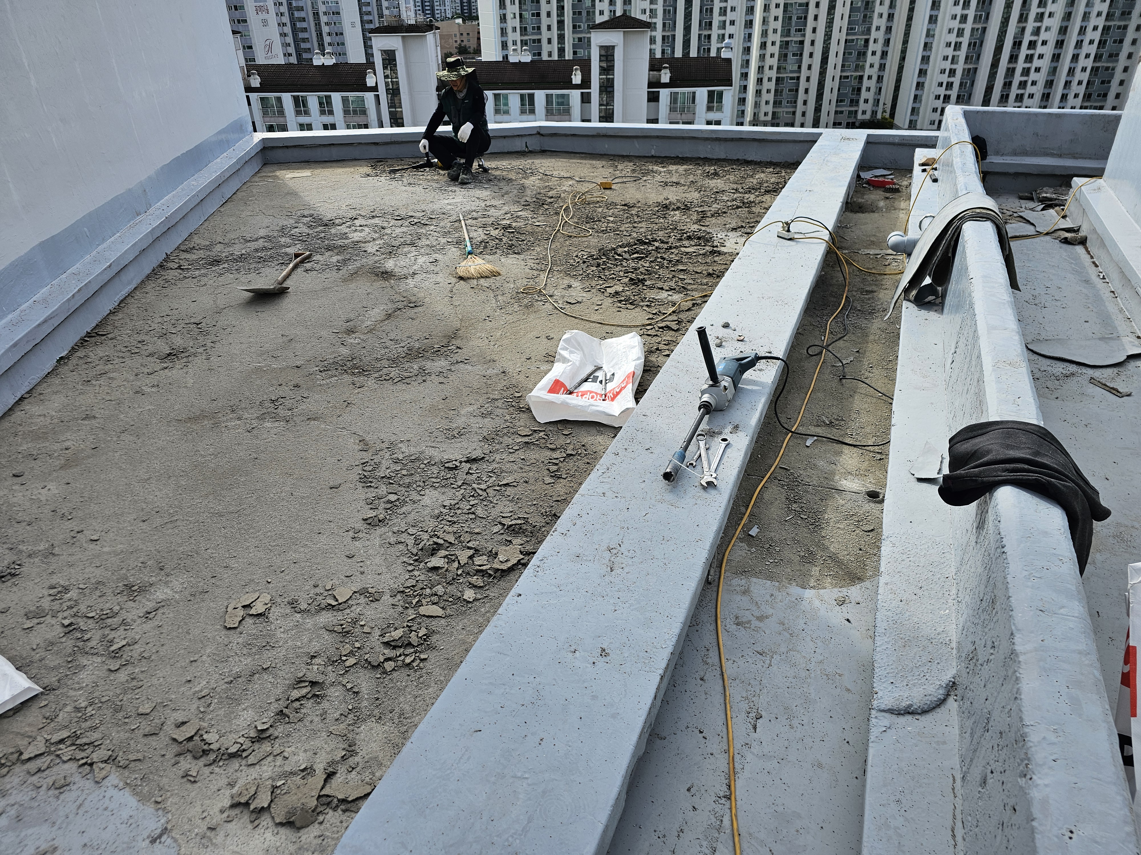 도담마을 푸르지오6차 관리사무소 — 아파트 옥상