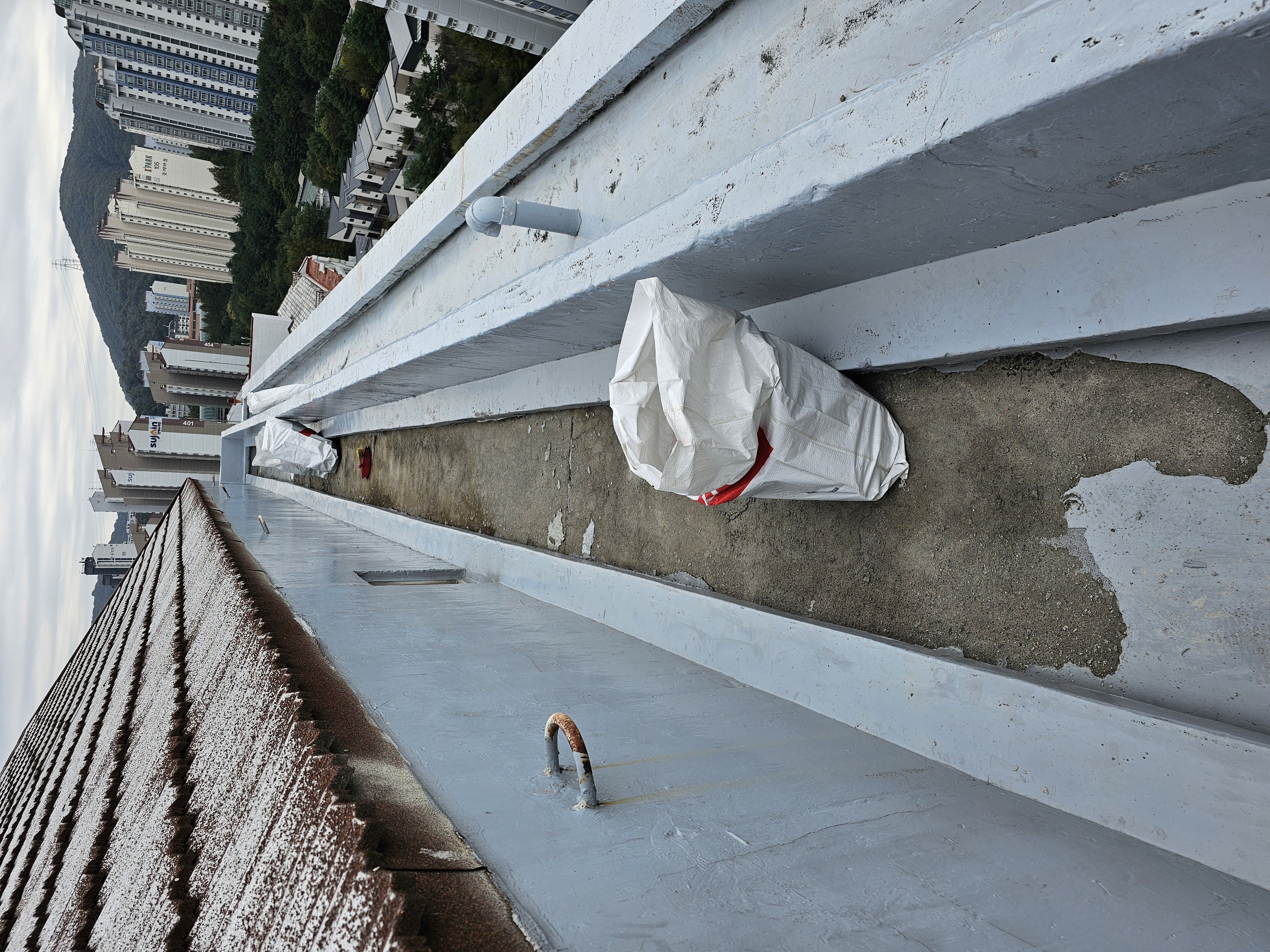 도담마을 푸르지오6차 관리사무소 — 아파트 옥상